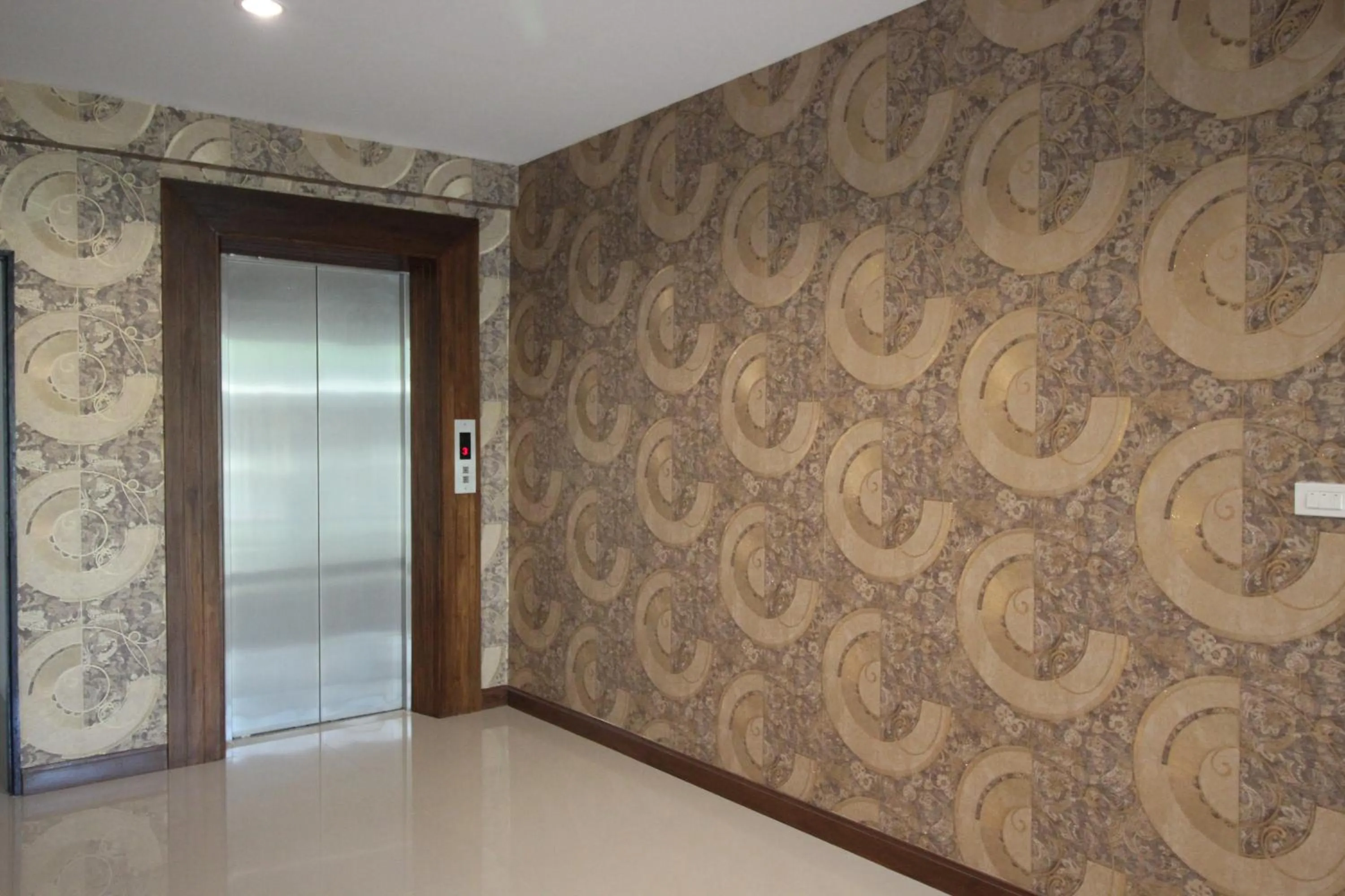 Property building in Monmuang