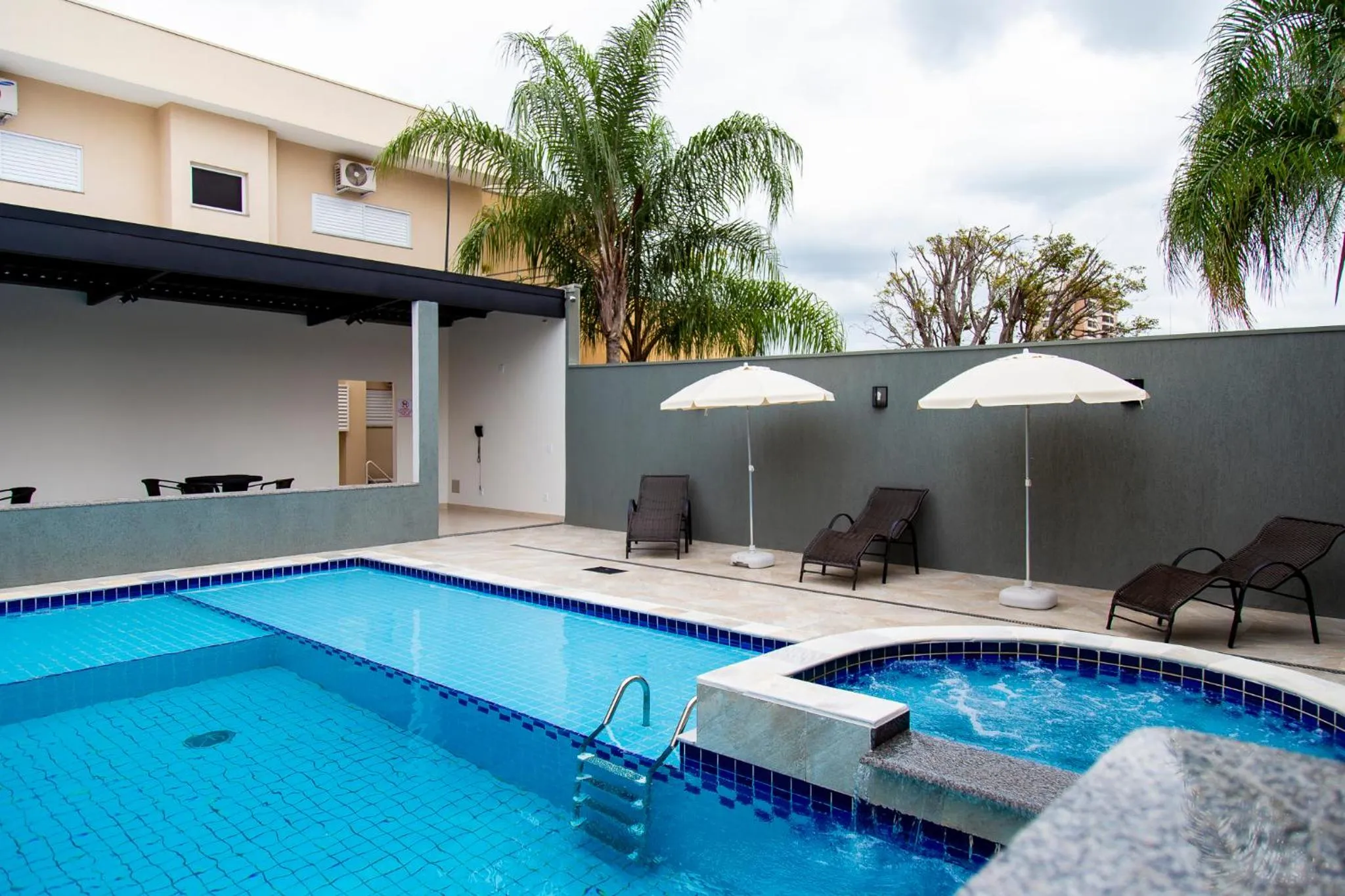 Swimming pool in Revitalle Hotel