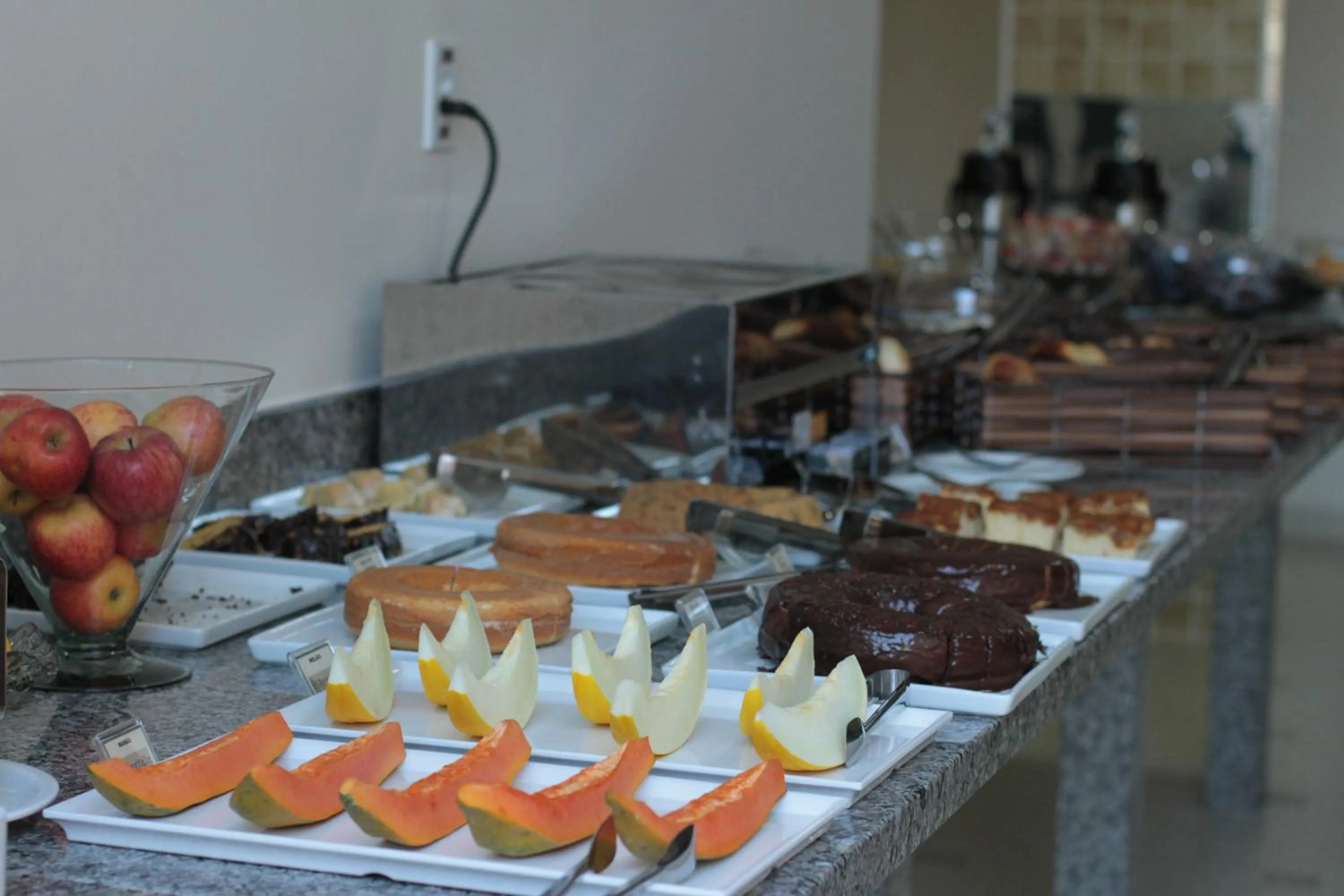 Food and drinks in Revitalle Hotel