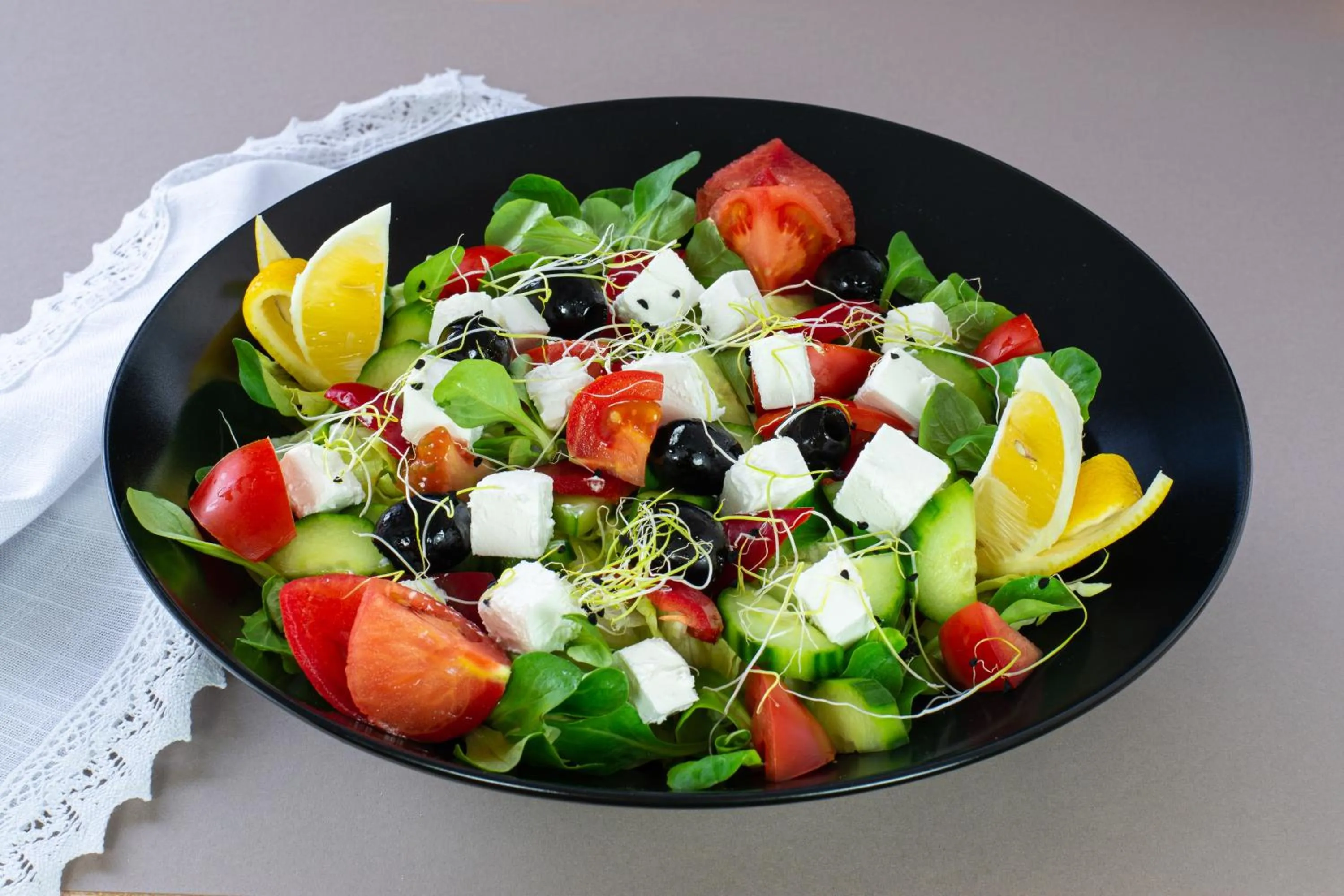 Restaurant/places to eat in Pensiunea Banffy