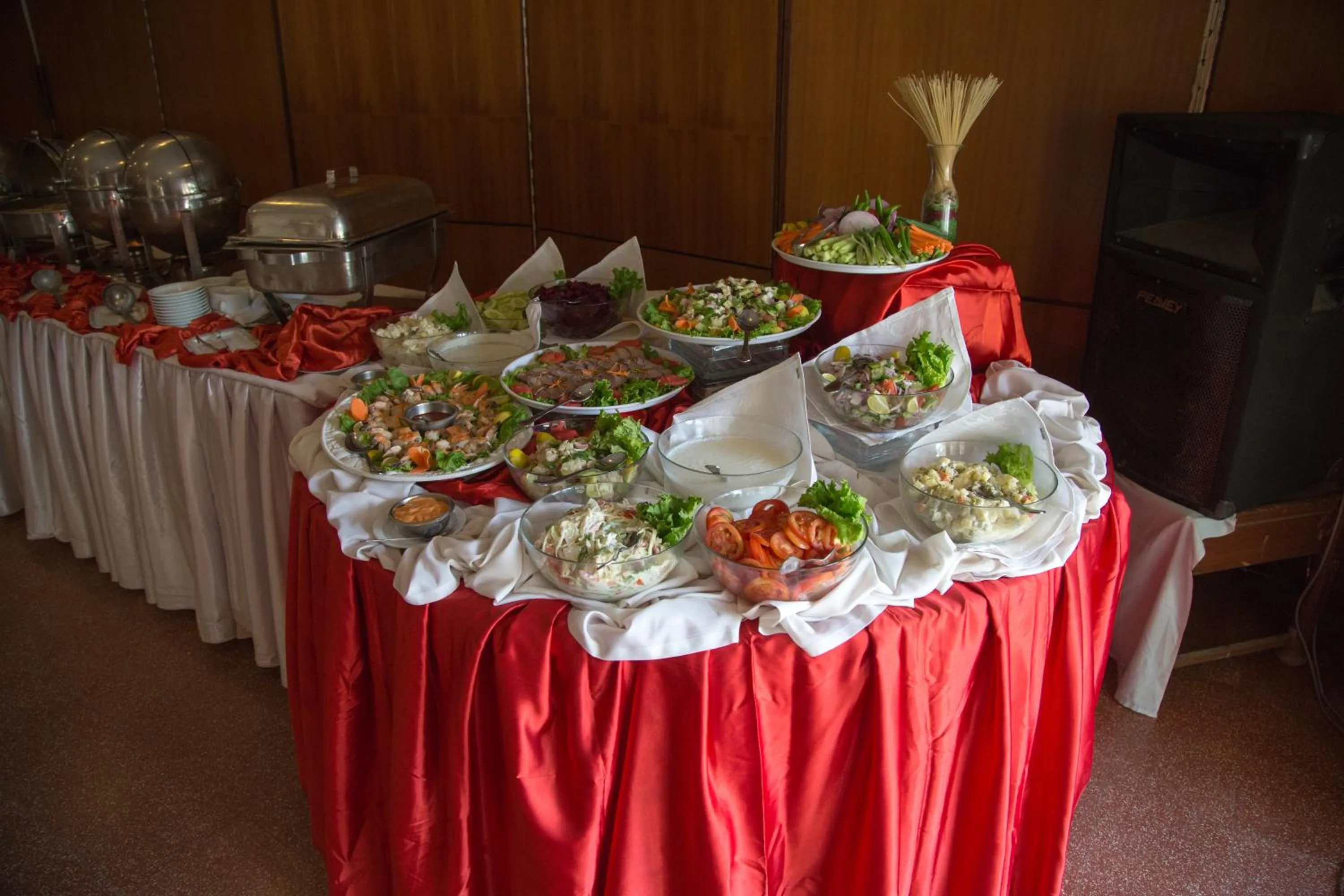 Restaurant/places to eat in Beach Luxury Hotel