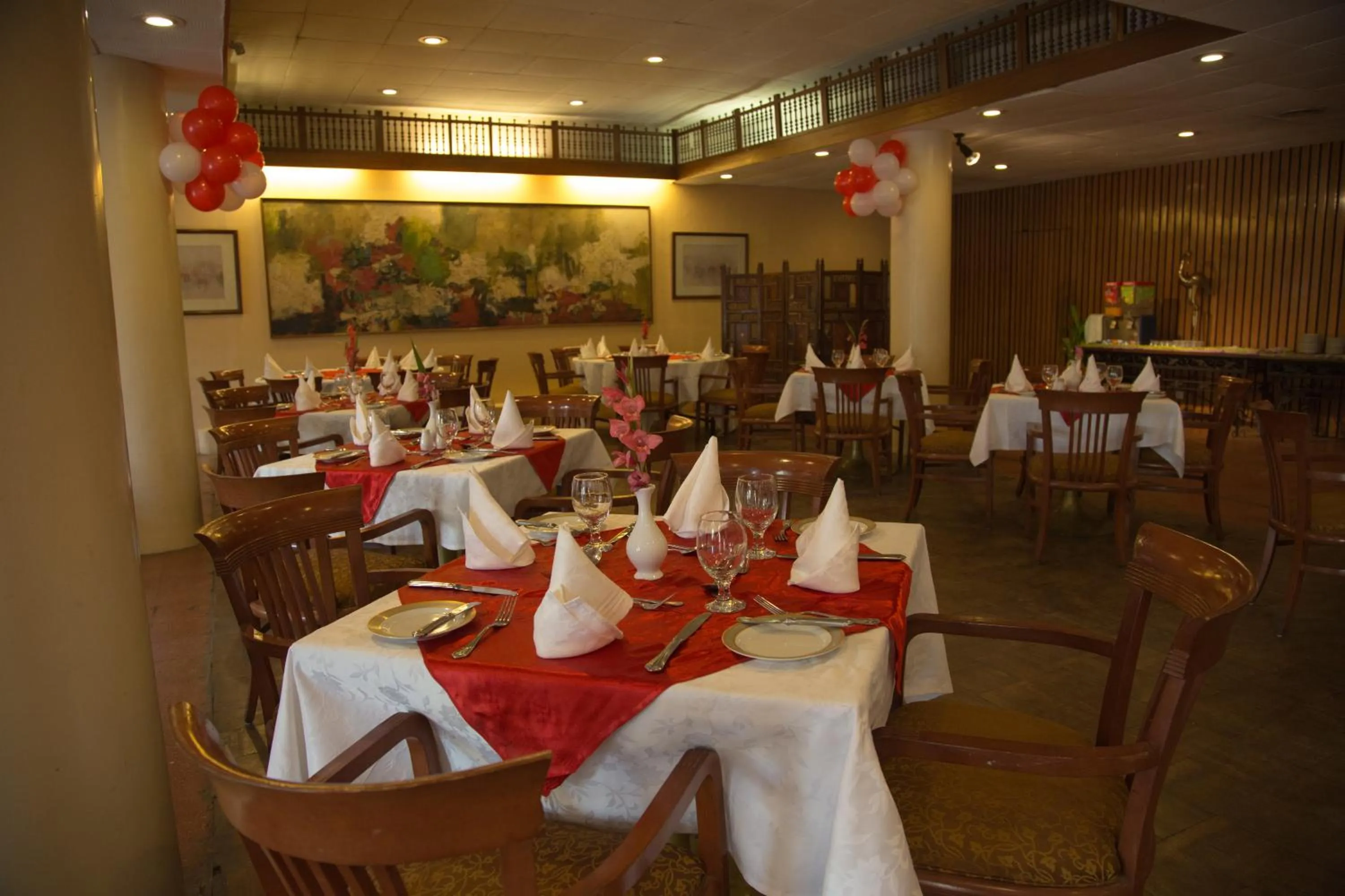 Restaurant/places to eat in Beach Luxury Hotel