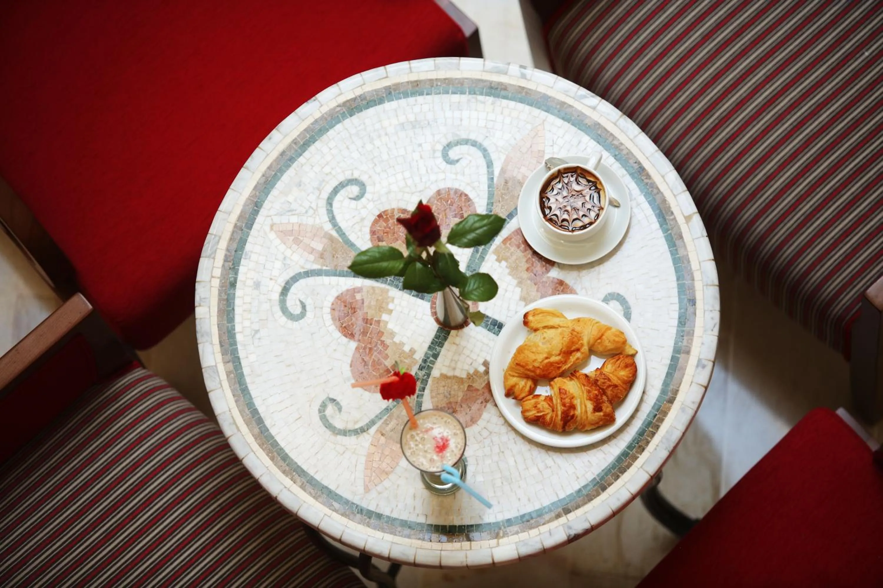 Communal lounge/ TV room in Hotel Julius