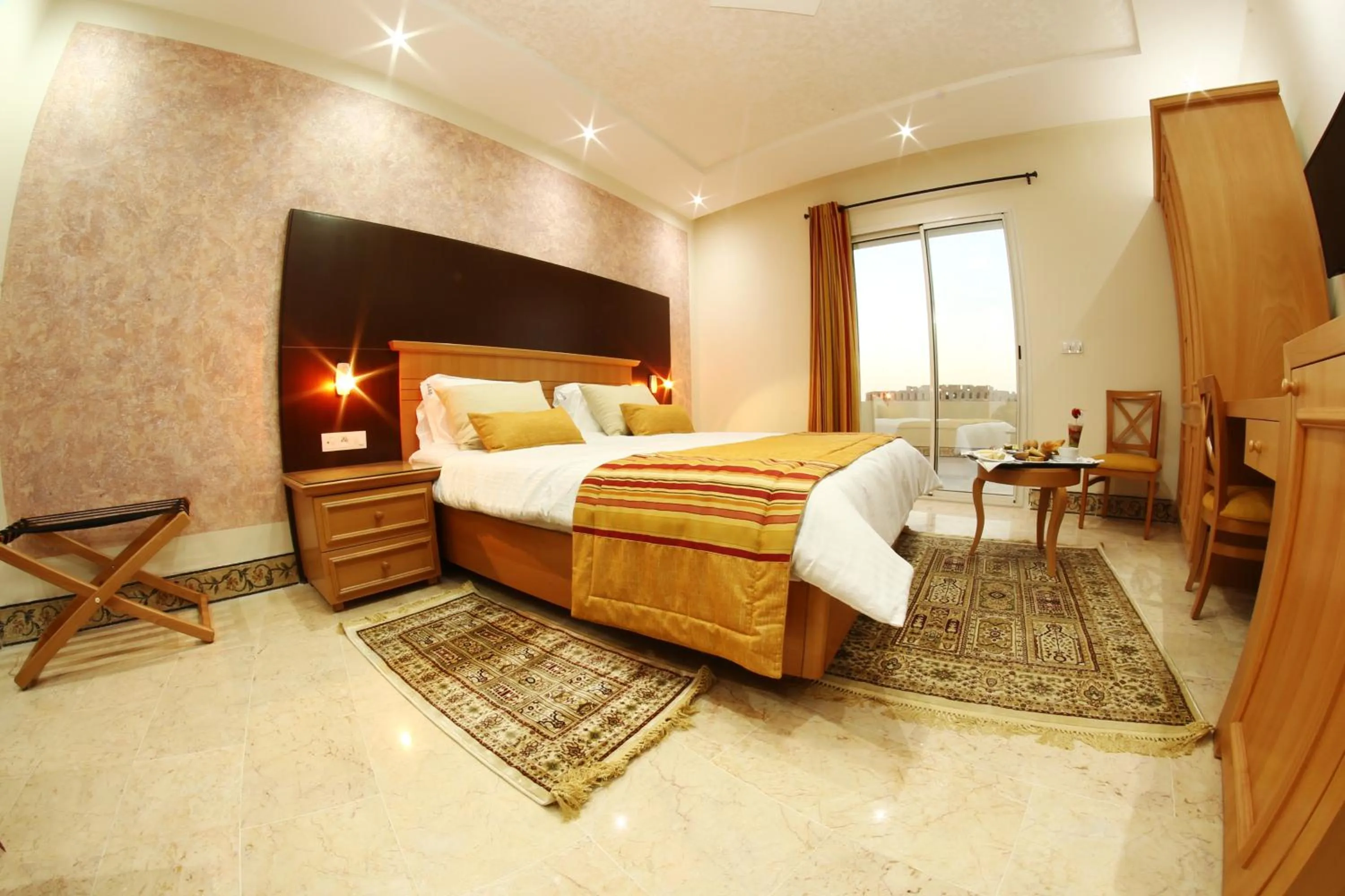 Bedroom, Bed in Hotel Julius