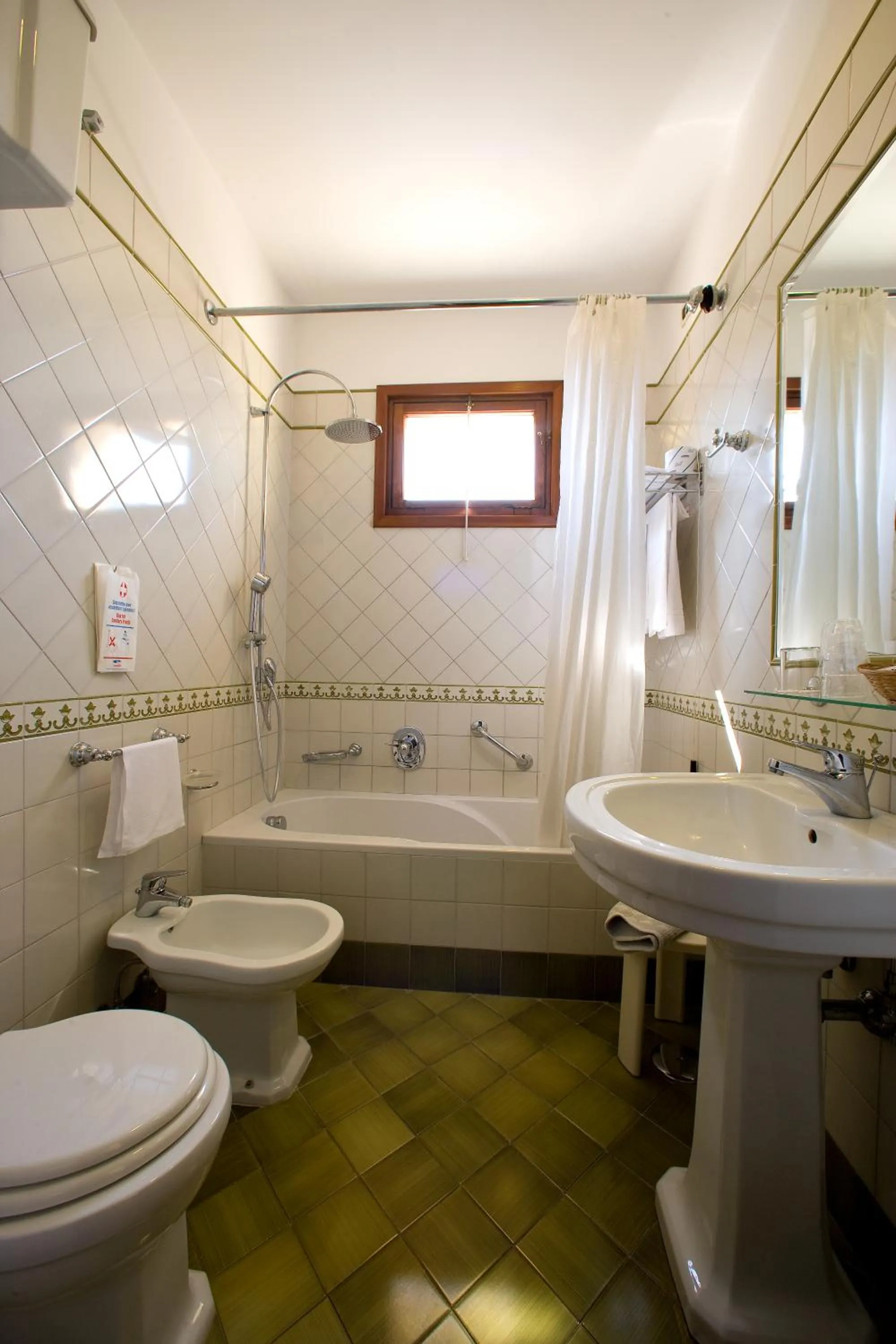 Bathroom in Hotel Villa Di Sorrento