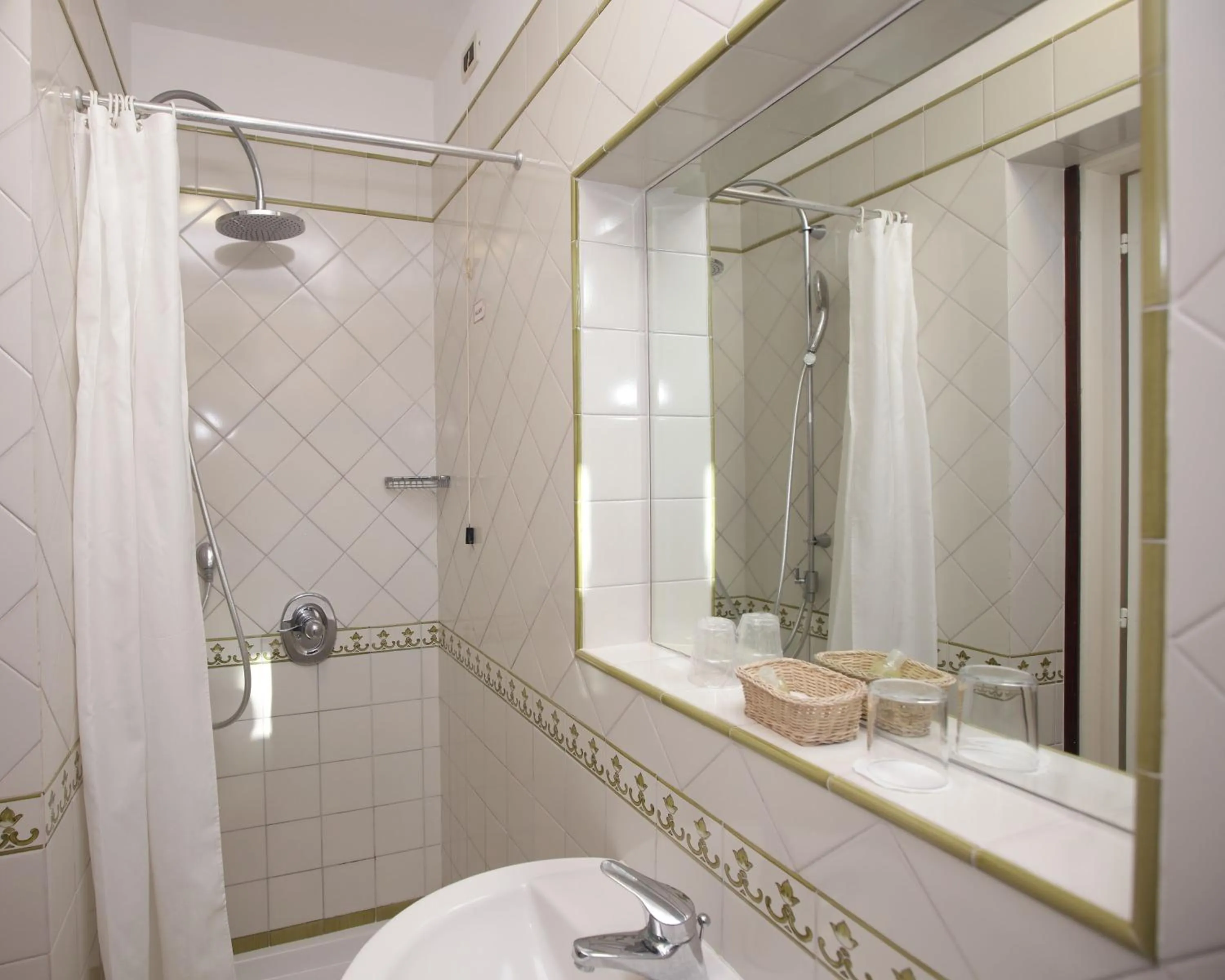 Shower in Hotel Villa Di Sorrento