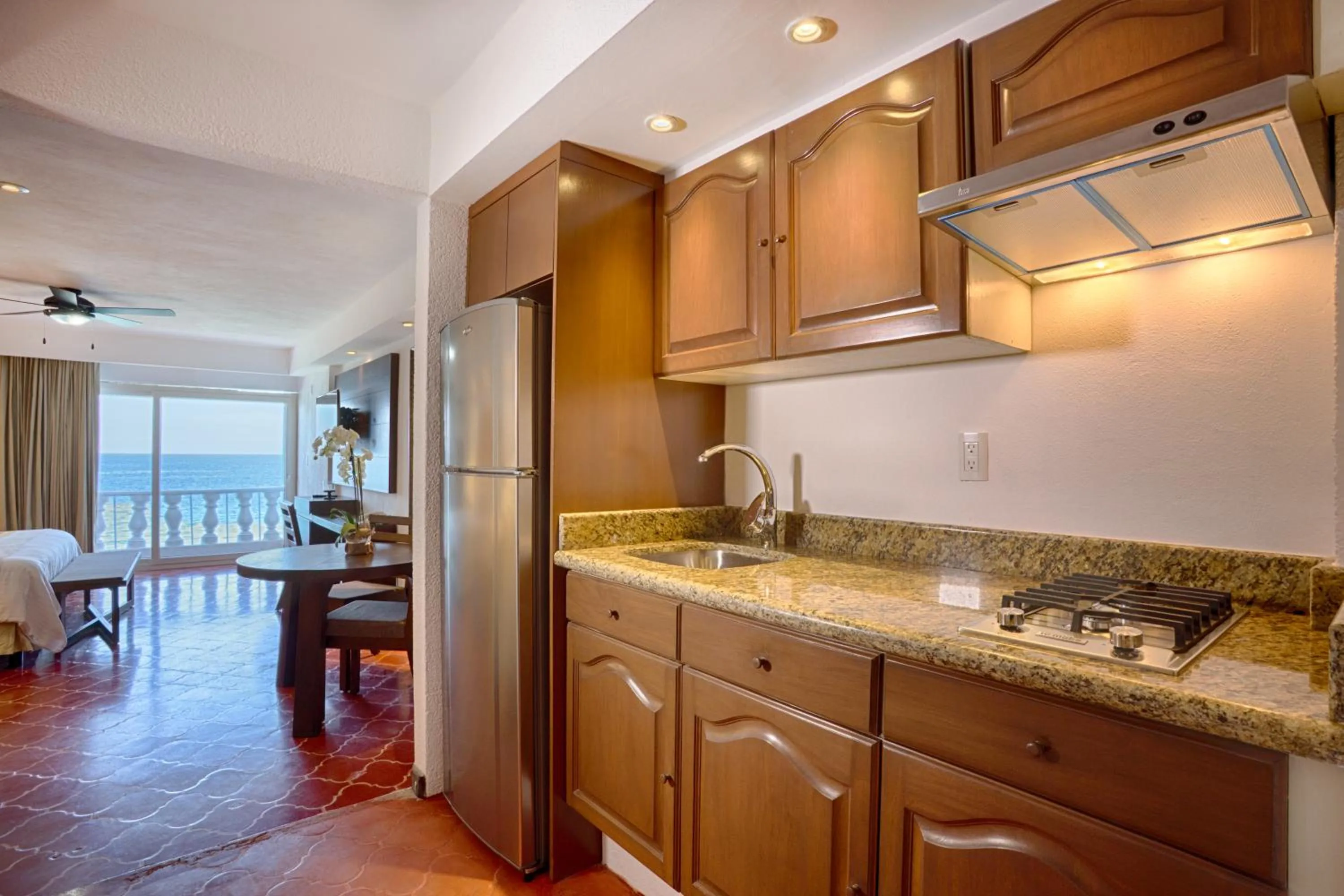 Kitchen or kitchenette in Costa Sur Resort & Spa