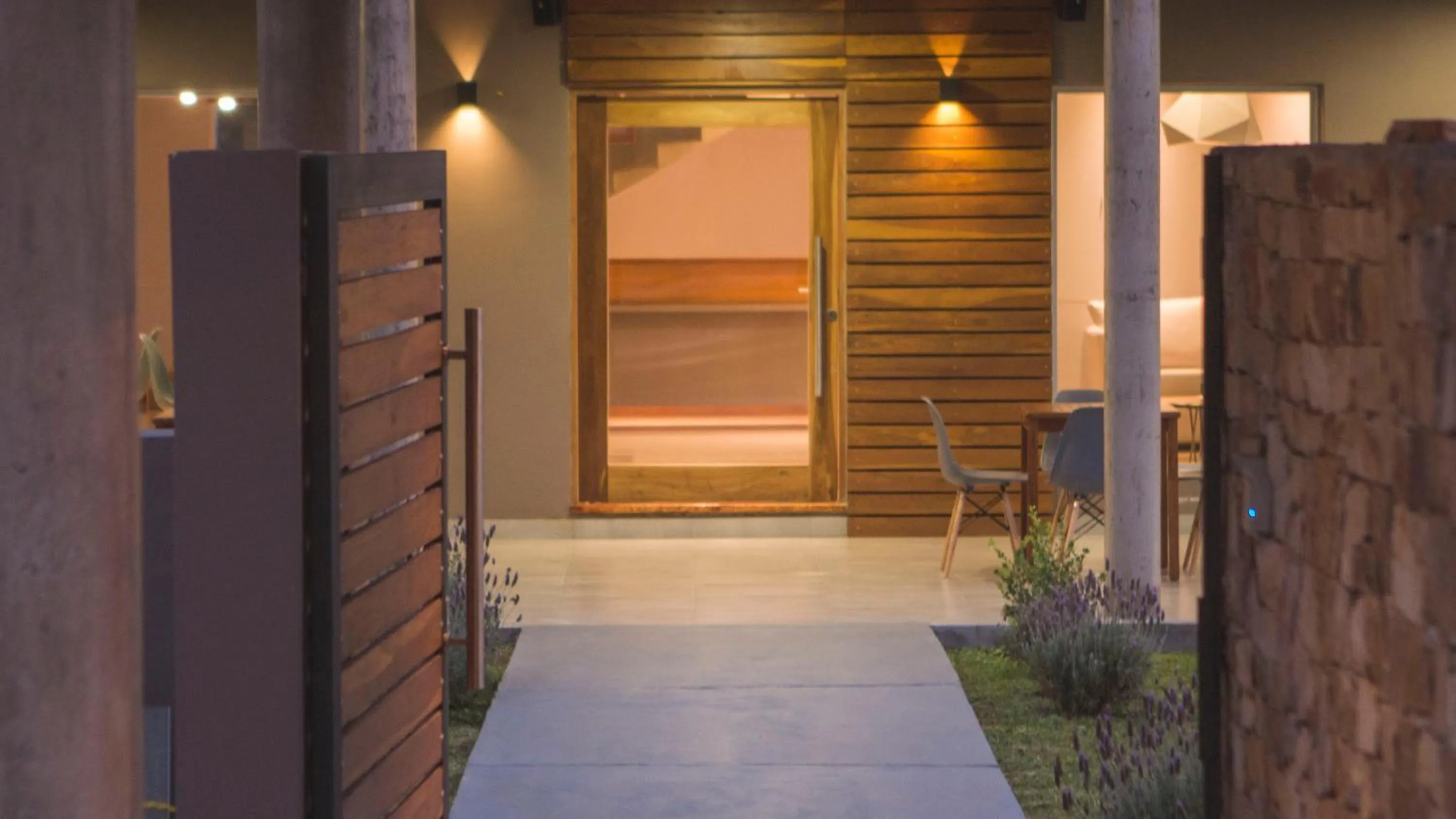 Facade/entrance in Amalinas Hotel