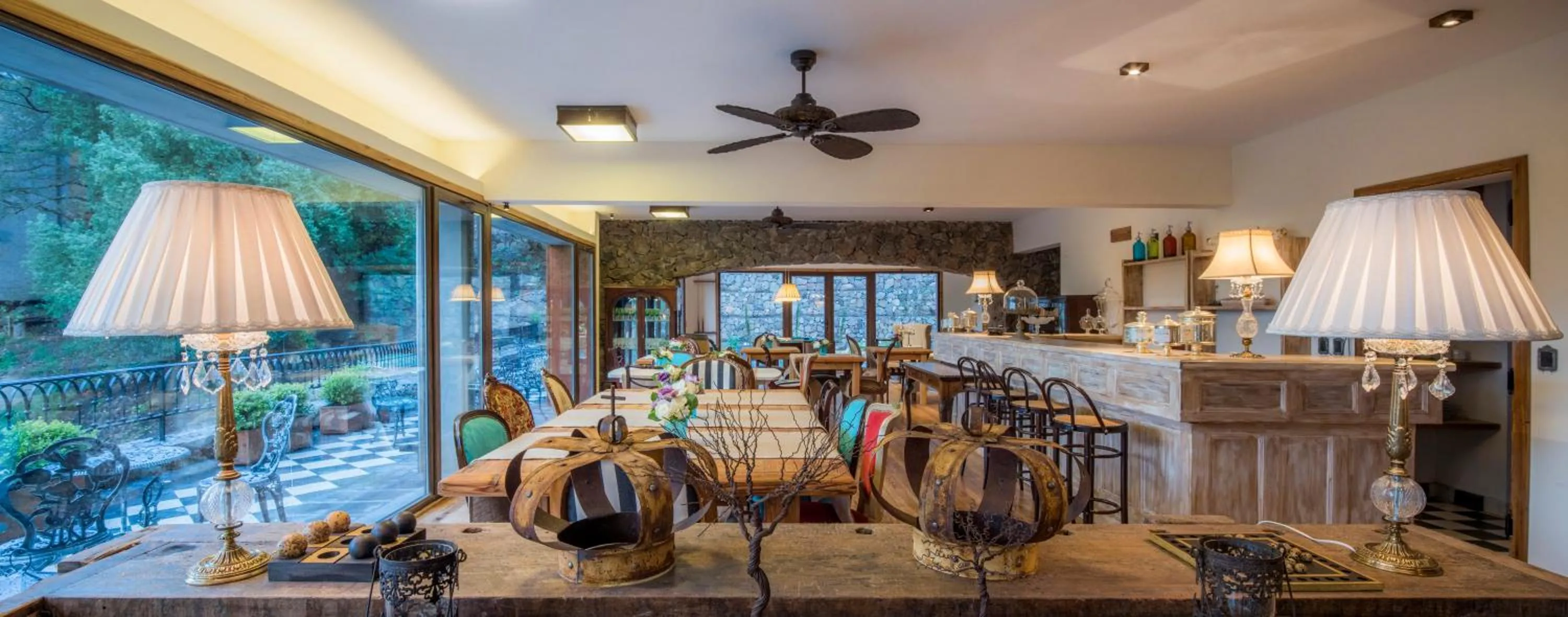 Property building in Paraíso Casa de Montaña