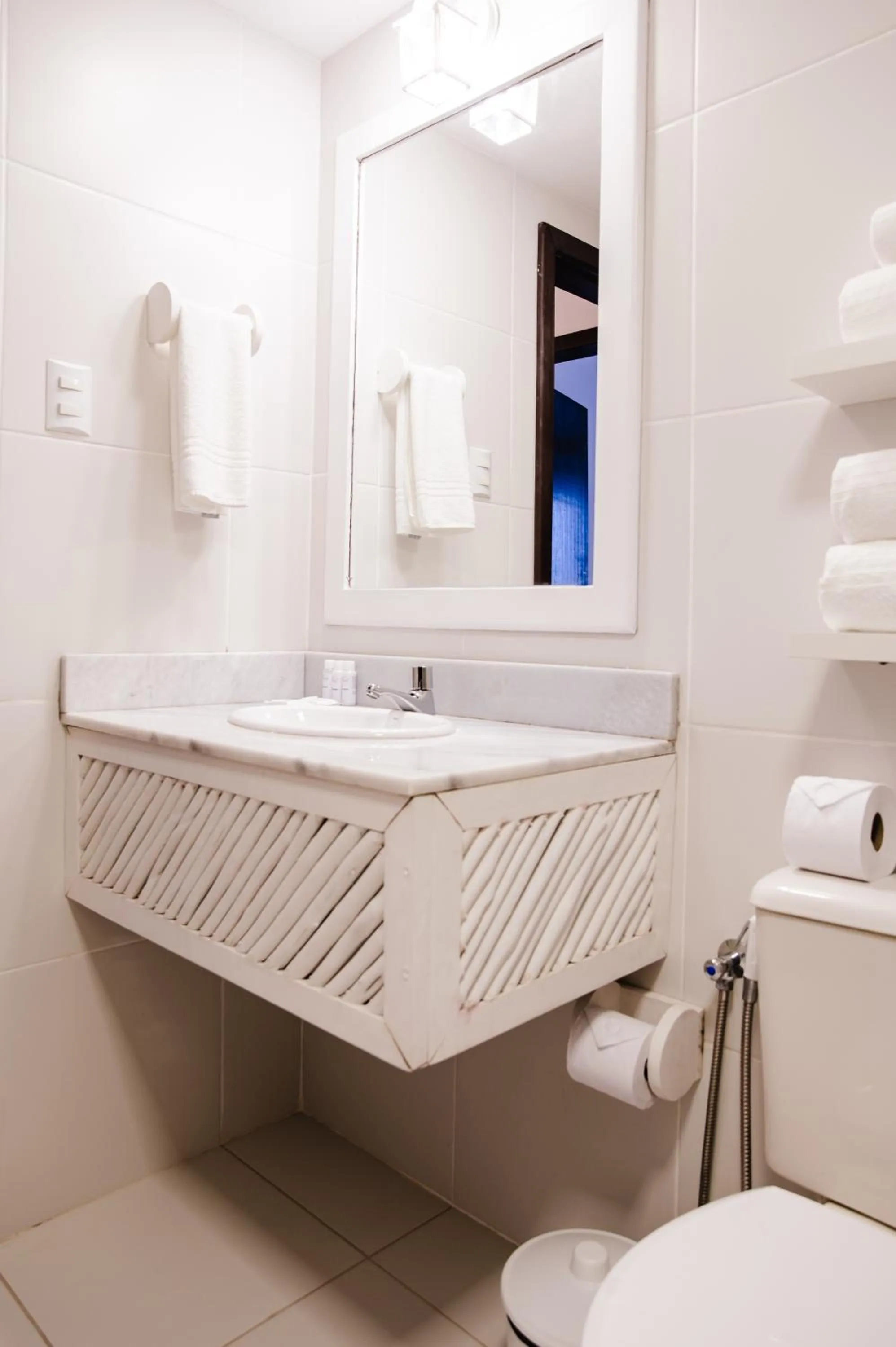 Bathroom in Pousada Aldeola by Slaviero Hotéis