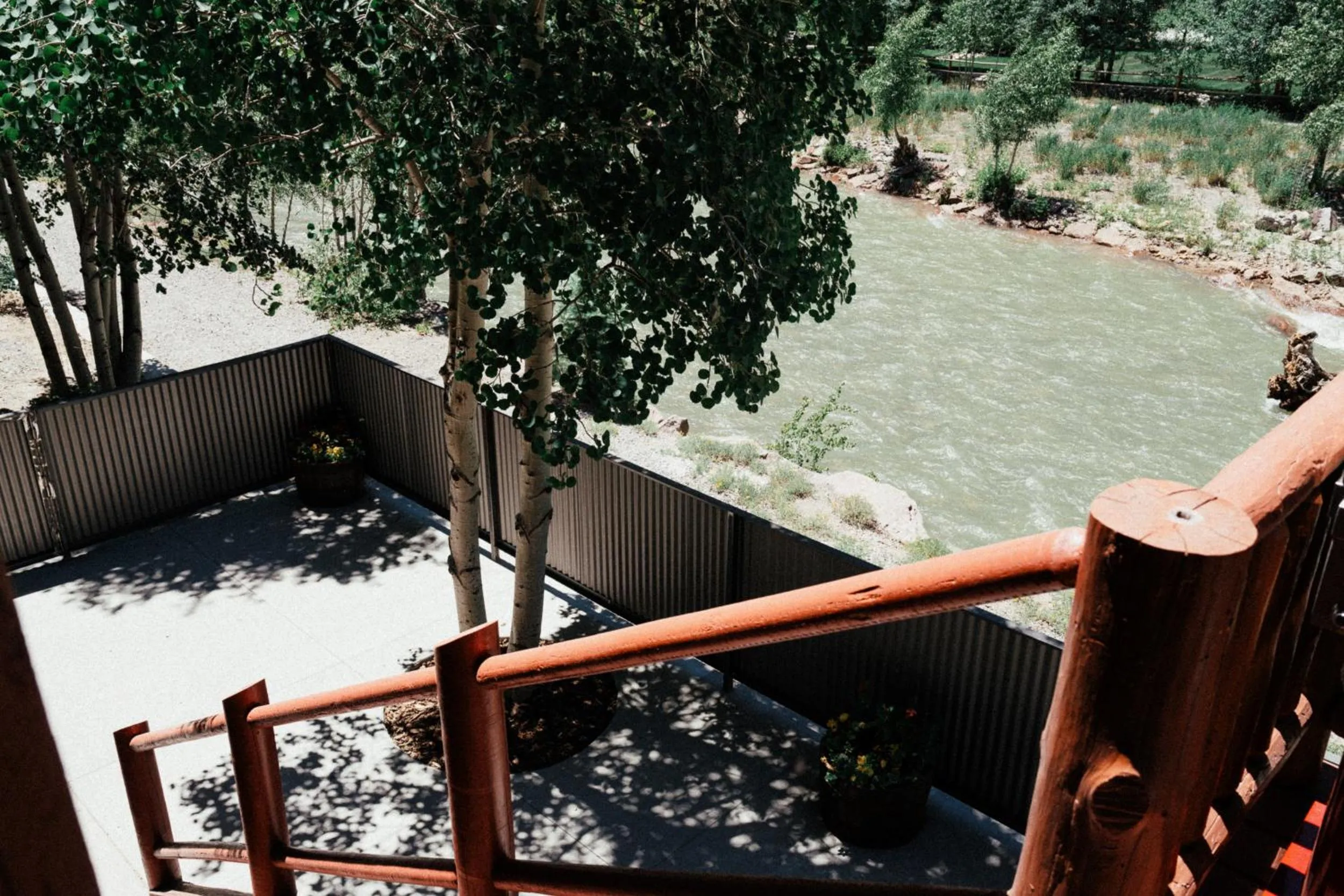 Ouray Riverside Resort - Inn & Cabins