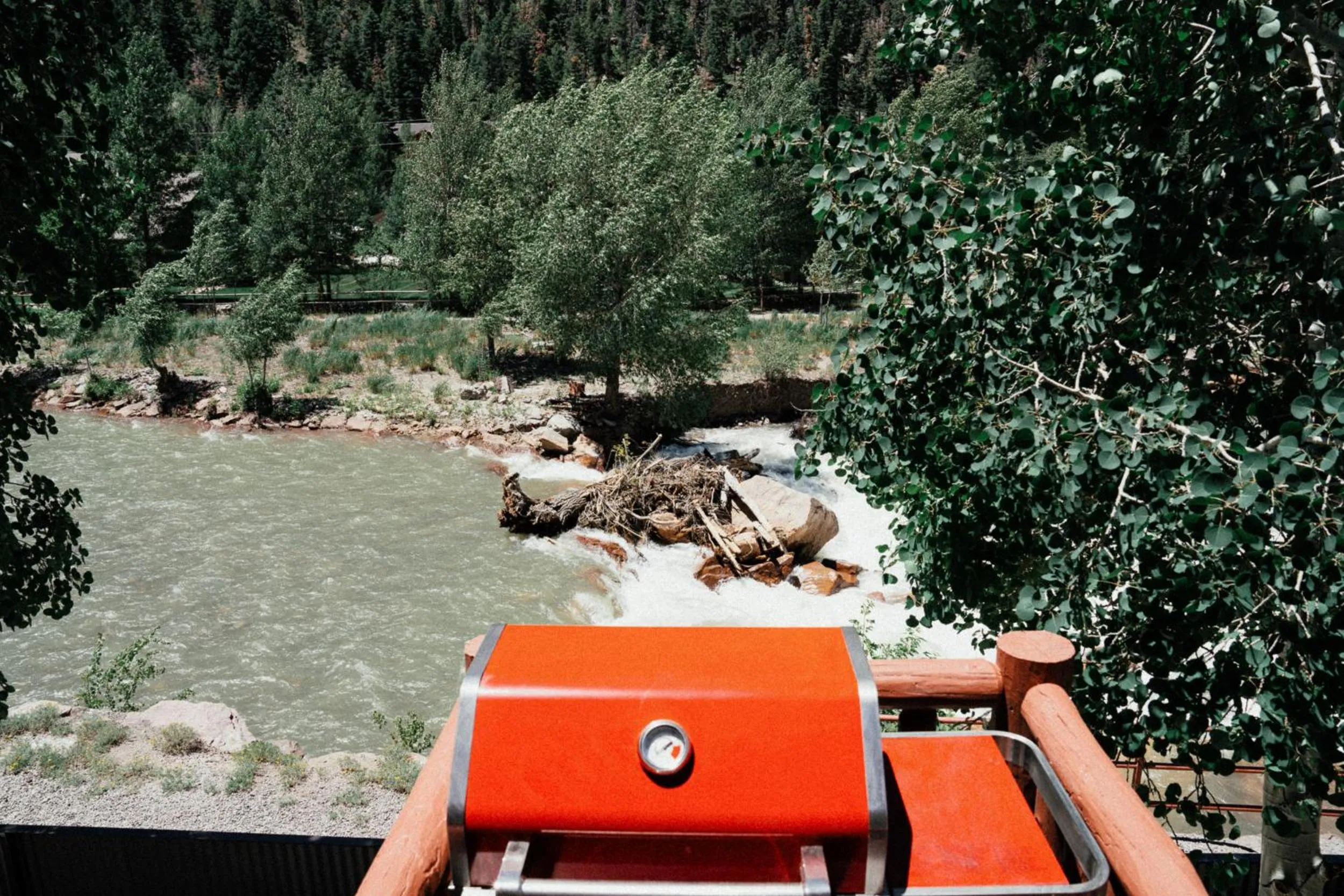 Ouray Riverside Resort - Inn & Cabins