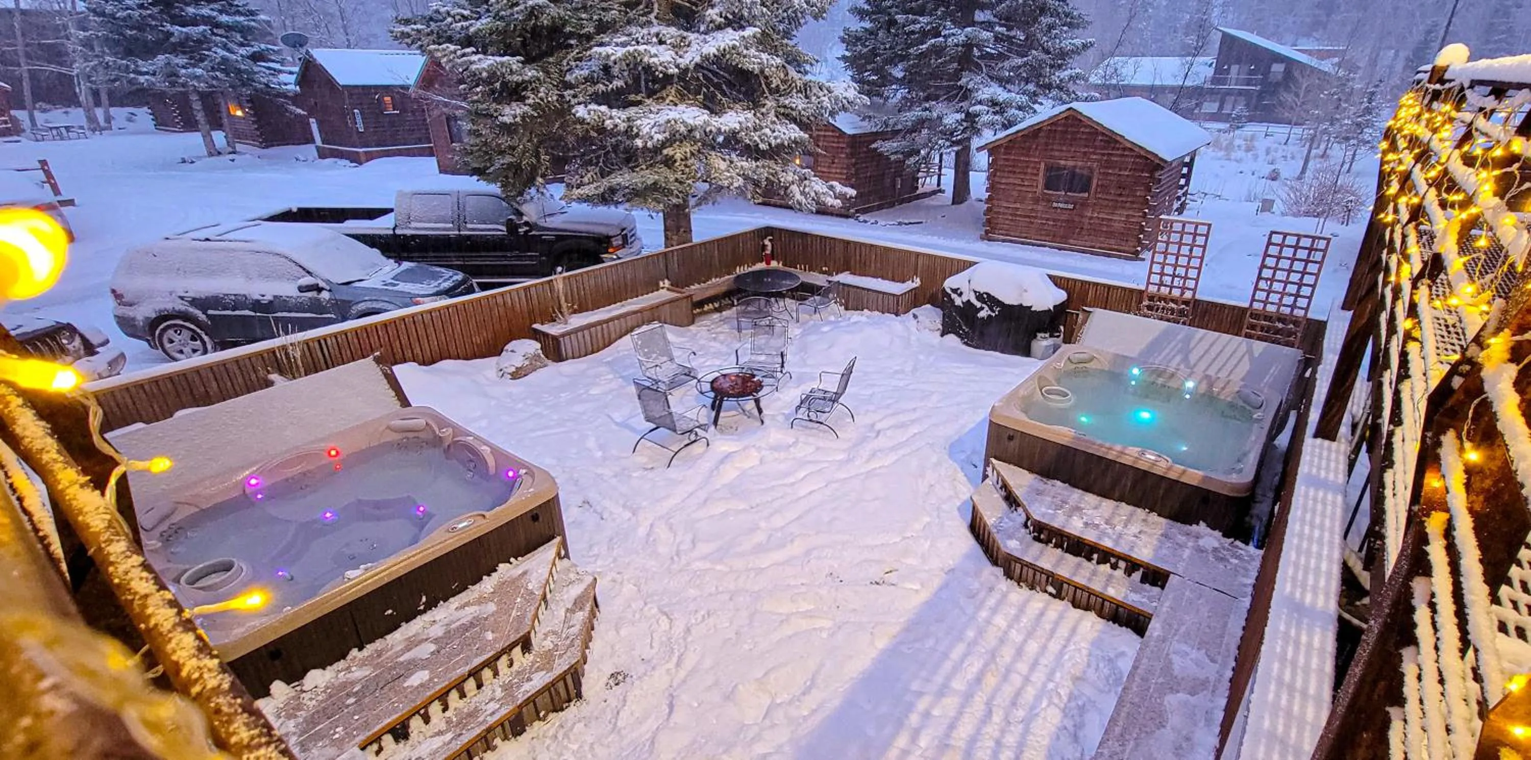 Ouray Riverside Resort - Inn & Cabins