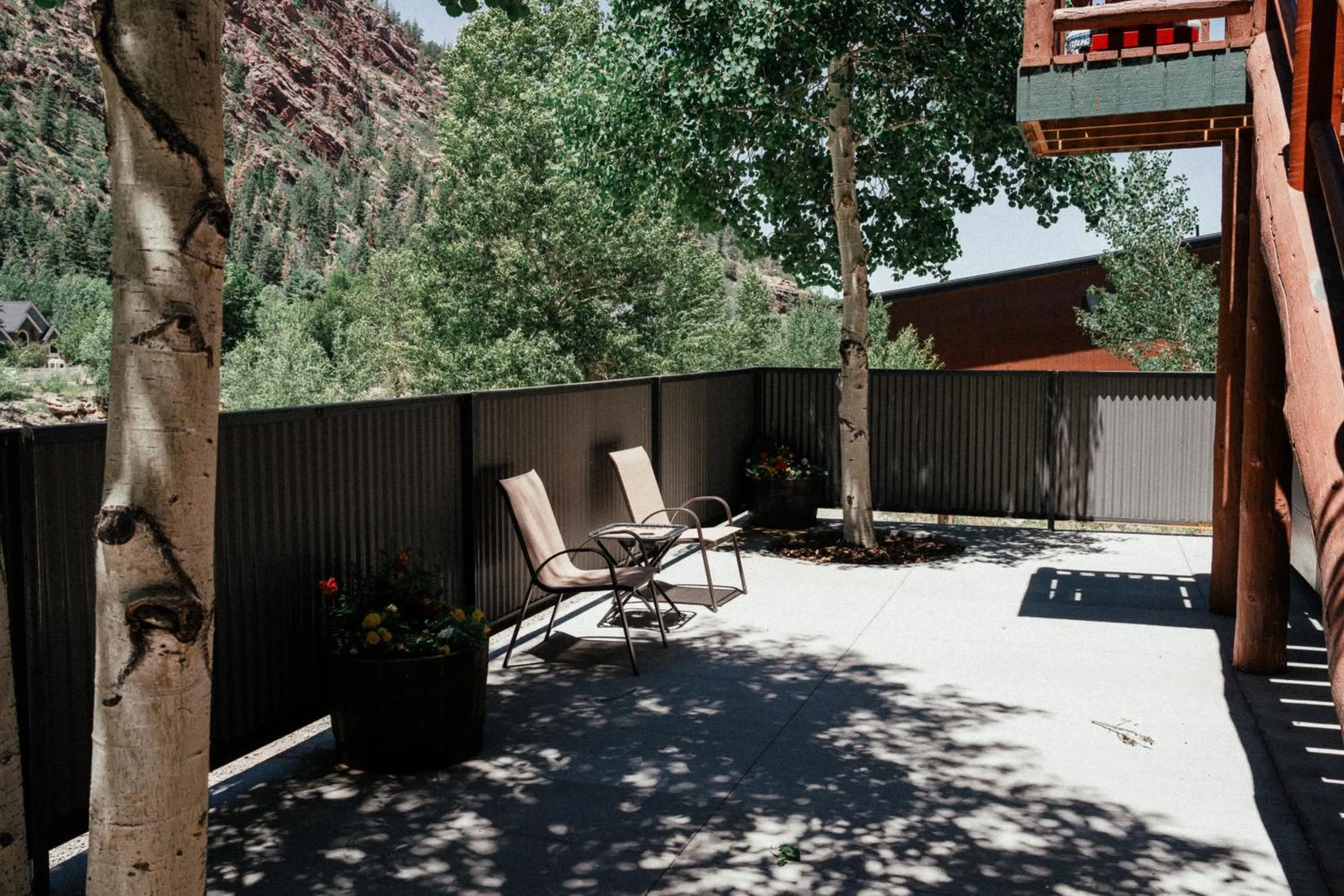 Ouray Riverside Resort - Inn & Cabins