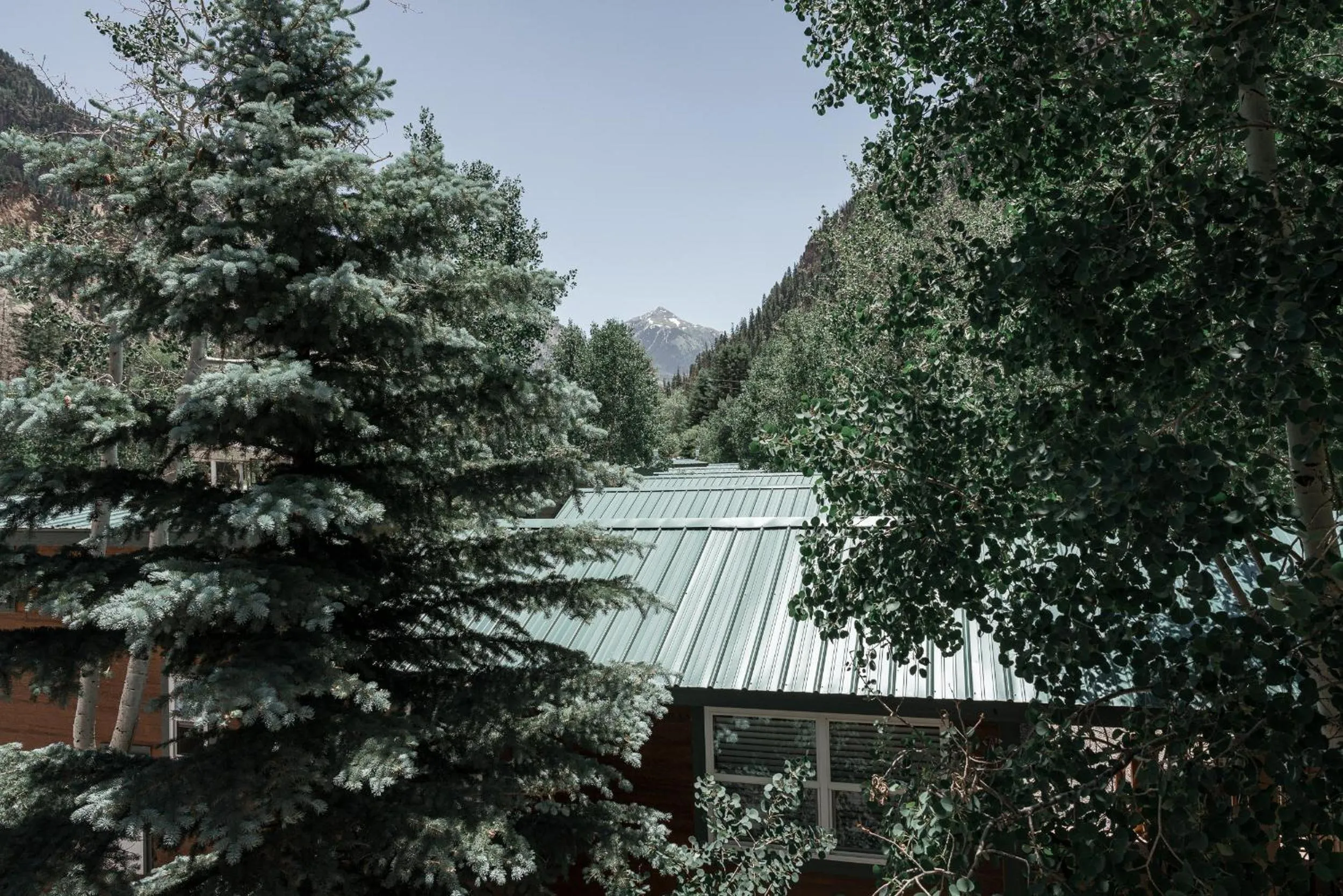 Ouray Riverside Resort - Inn & Cabins