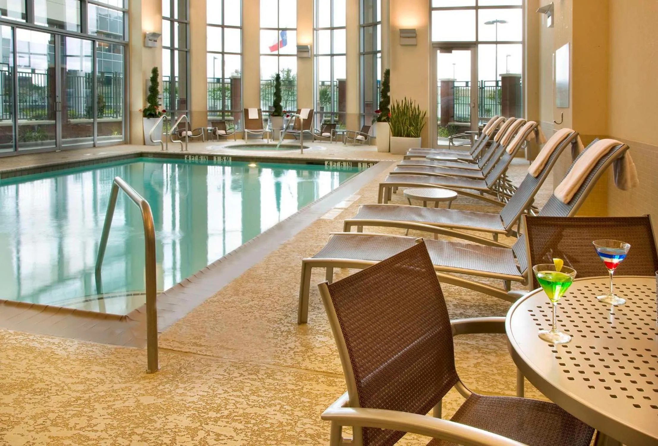 Pool view in Embassy Suites by Hilton Houston-Energy Corridor
