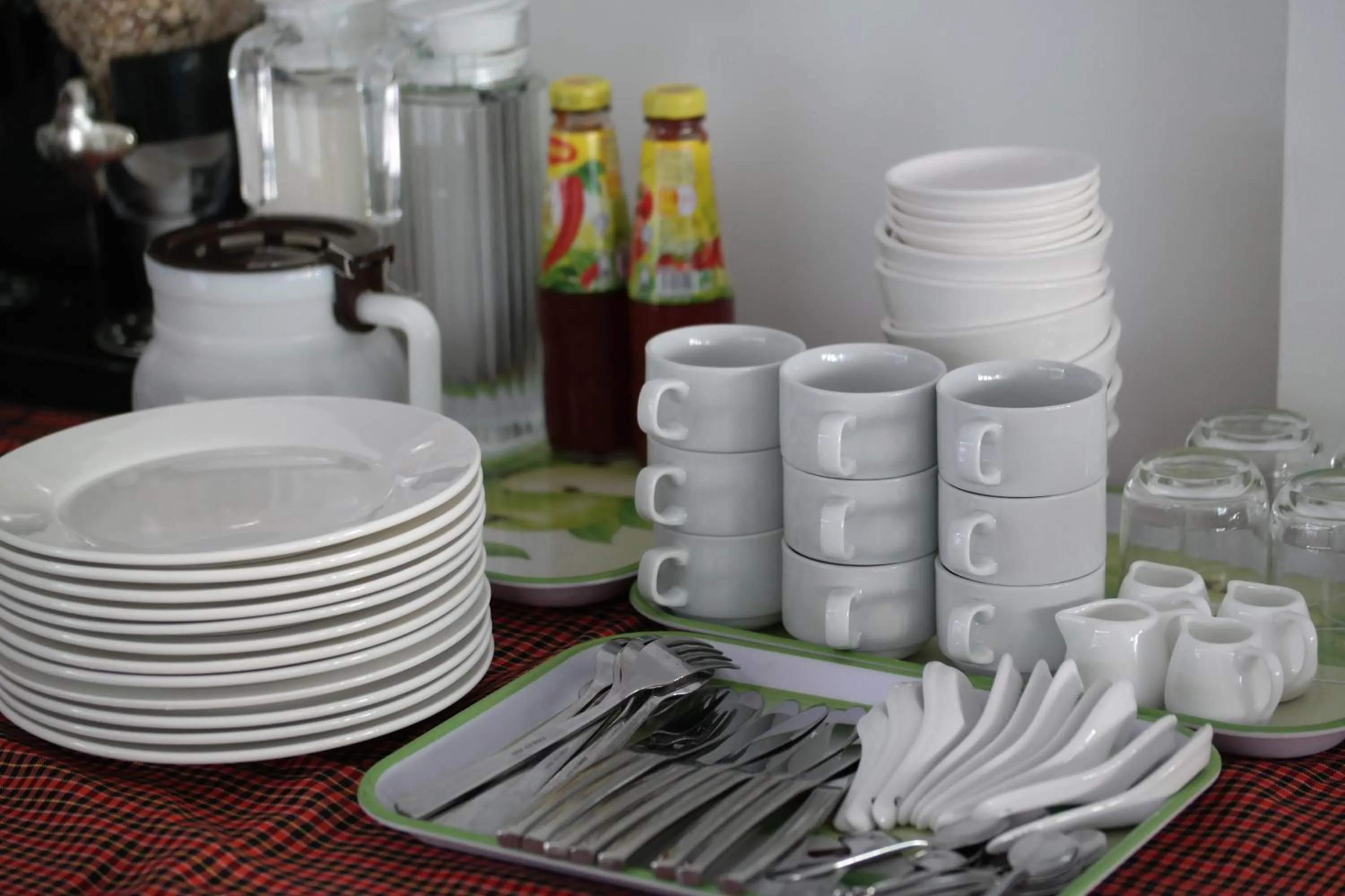 Restaurant/places to eat in Mowin Boutique Hotel & Residence