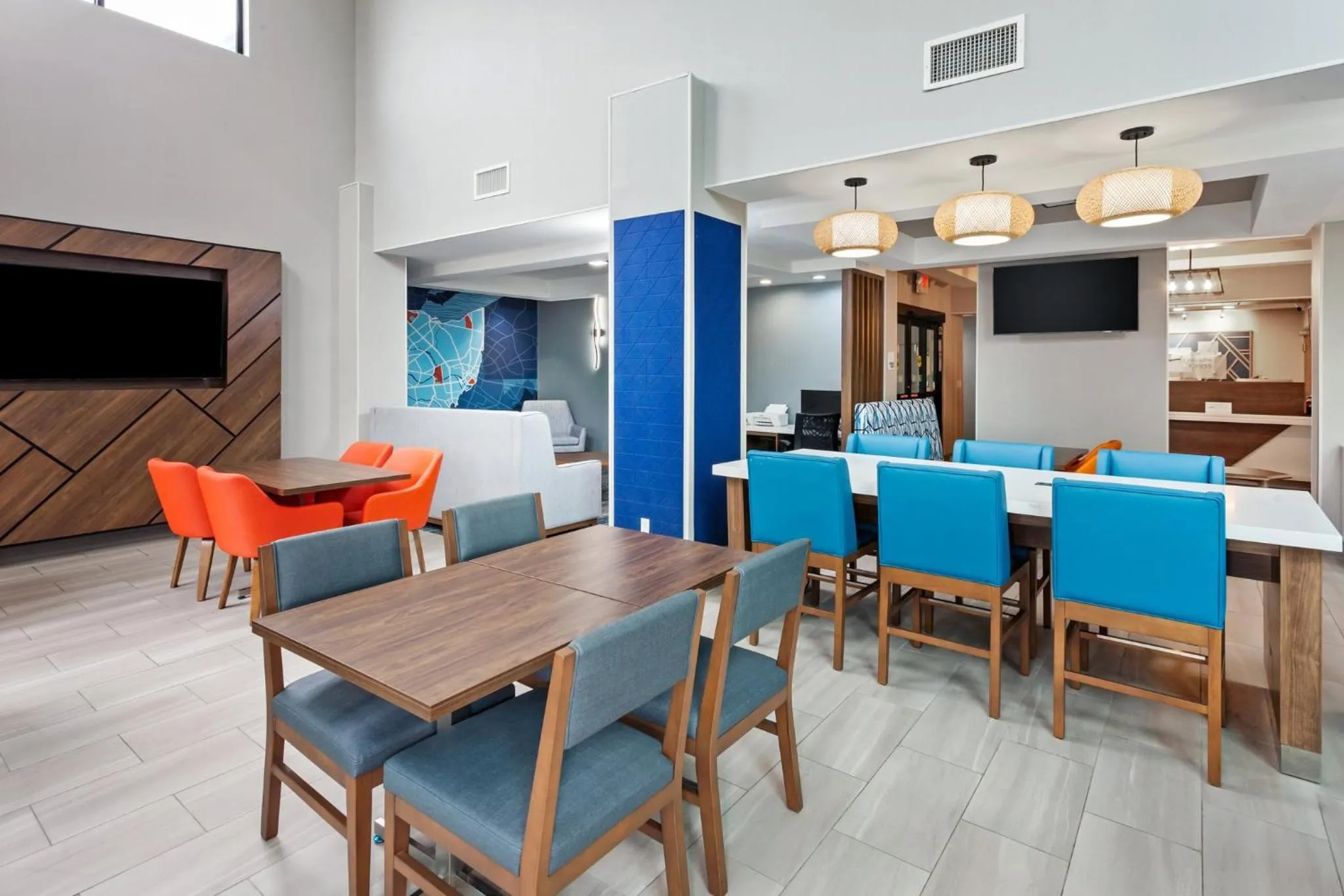 Breakfast in Holiday Inn Express Hotel & Suites Youngstown - North Lima/Boardman by IHG