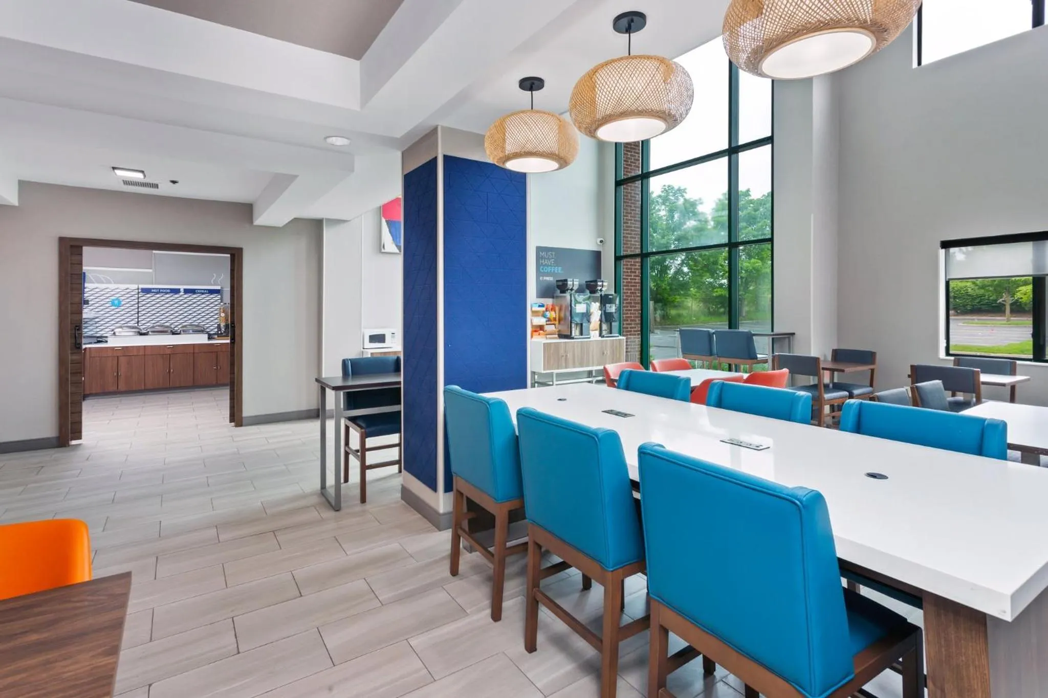 Breakfast in Holiday Inn Express Hotel & Suites Youngstown - North Lima/Boardman by IHG