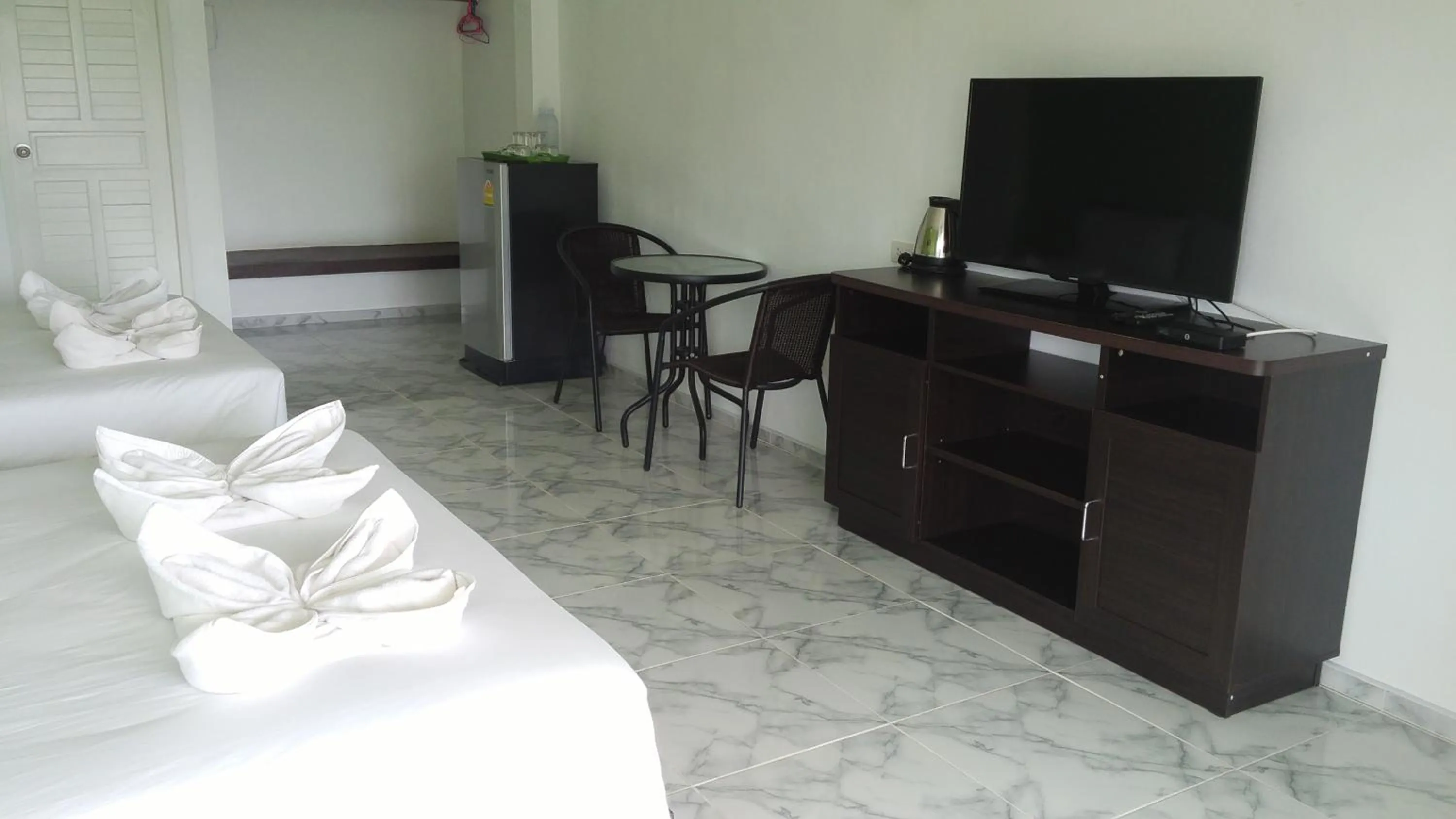 TV and multimedia in Thipburee Resort