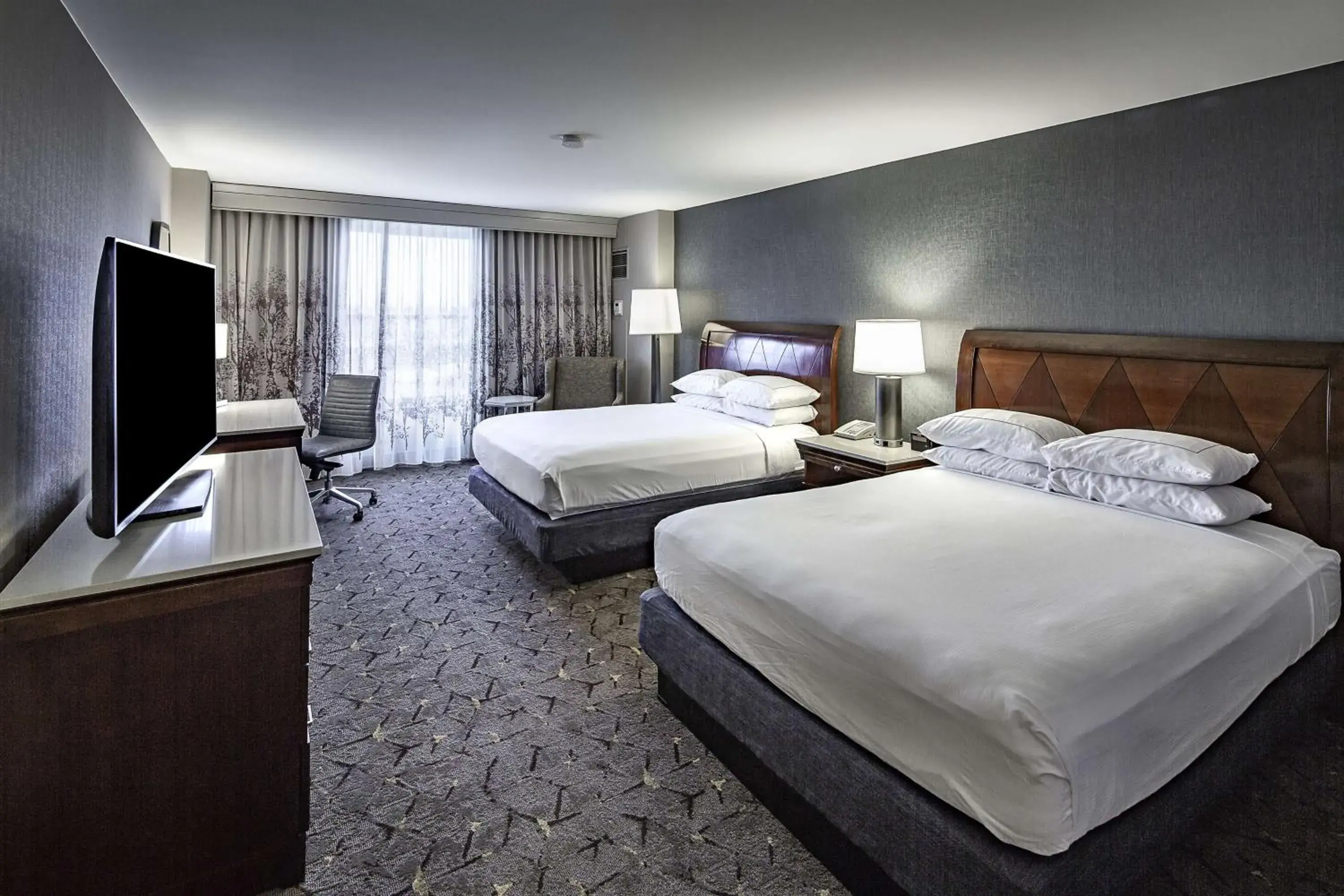 Executive Queen Room with Two Queen Beds in DoubleTree by Hilton Modesto Executive Queen Room with Two Queen Beds in DoubleTree by Hilton Modesto