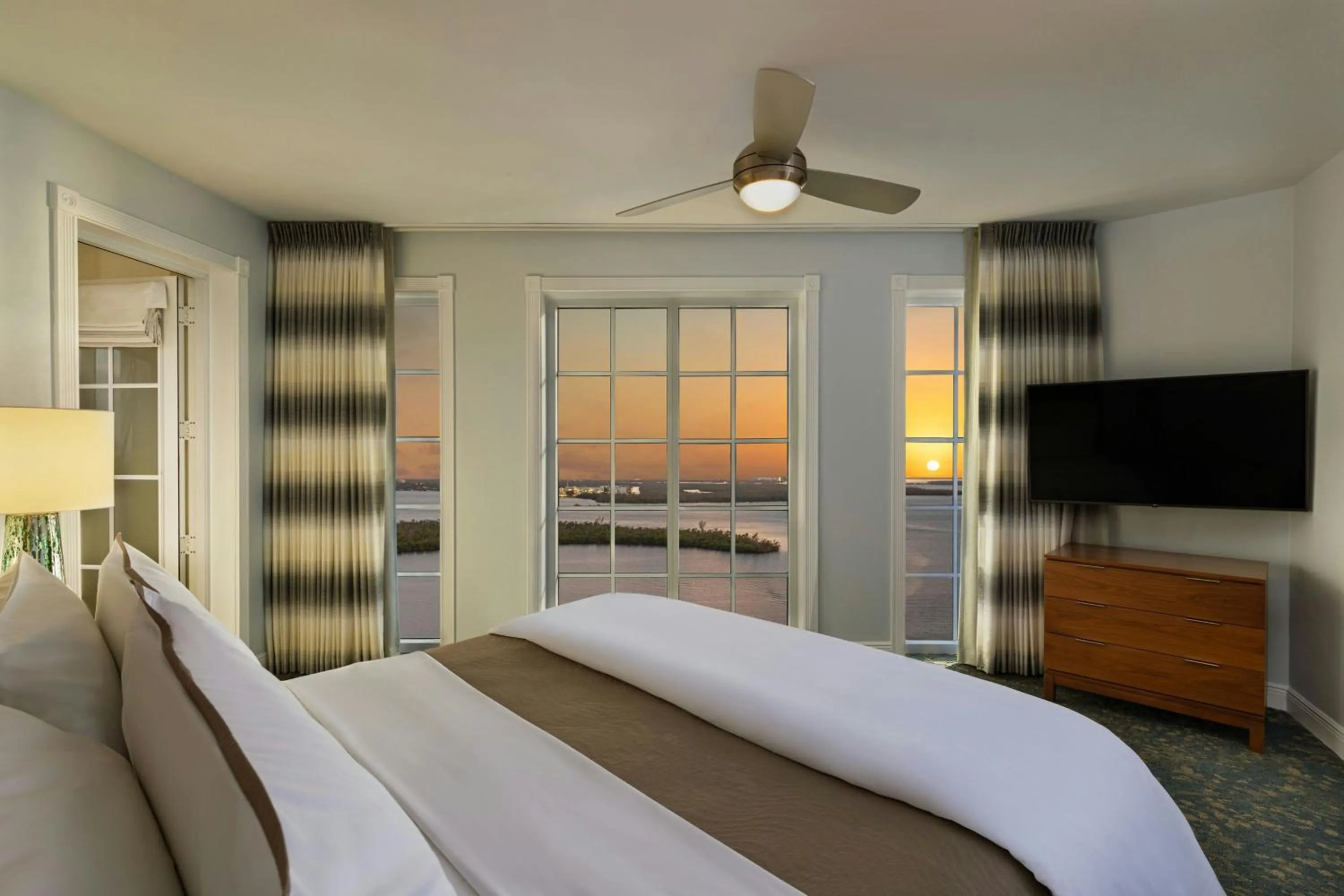 Bedroom, Bed in The Westin Cape Coral Resort at Marina Village