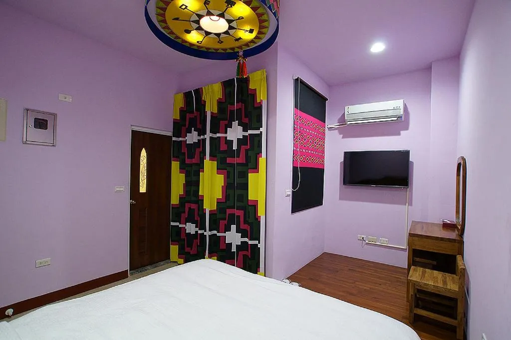 TV and multimedia, Bed in Makabahi B&B