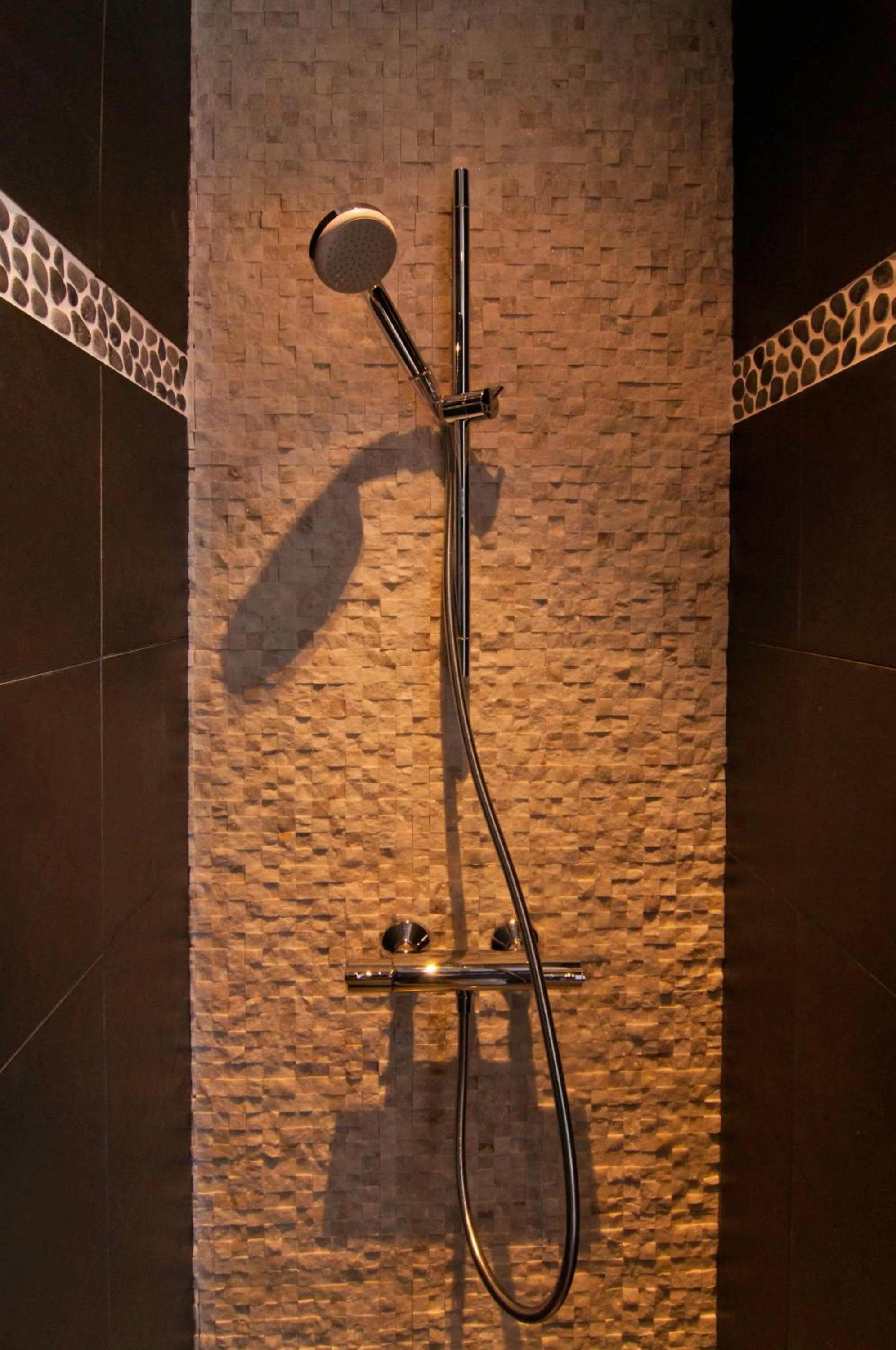 Shower in Hostel Lybeer Bruges