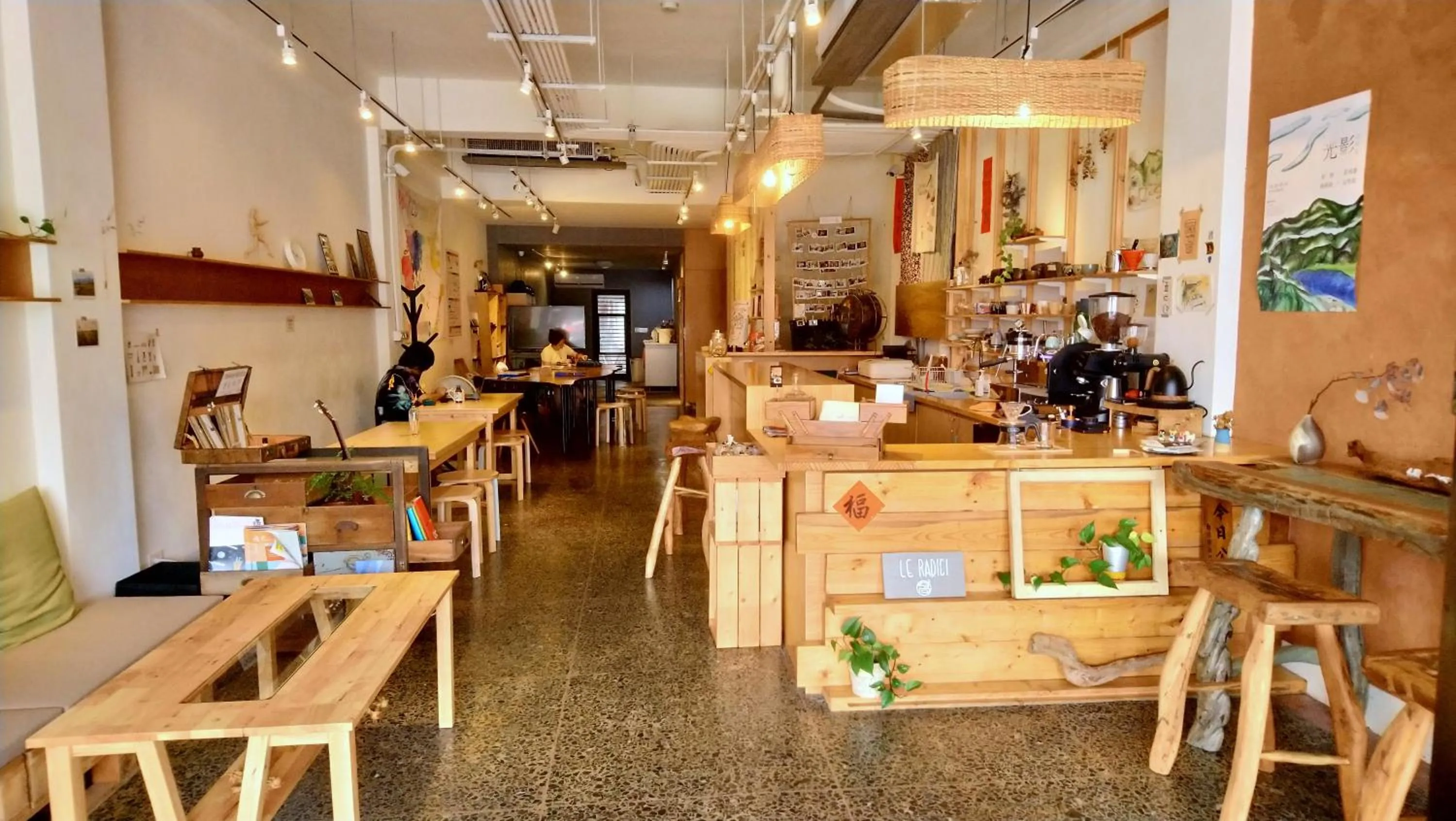 Lobby or reception in World Inn 窩二樓小客棧民宿