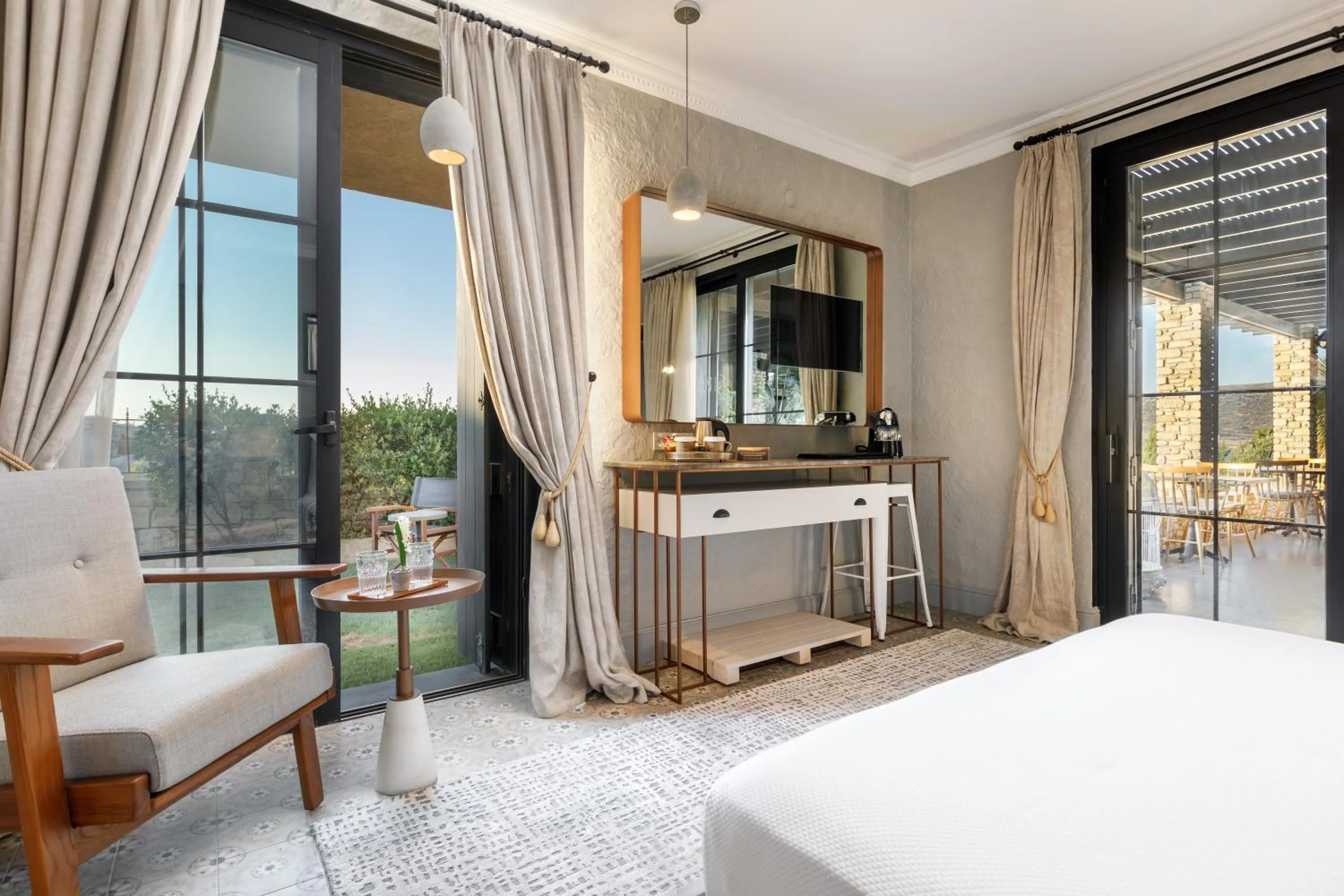 Bed in Alacatı Port Ladera Hotel - Adult Only