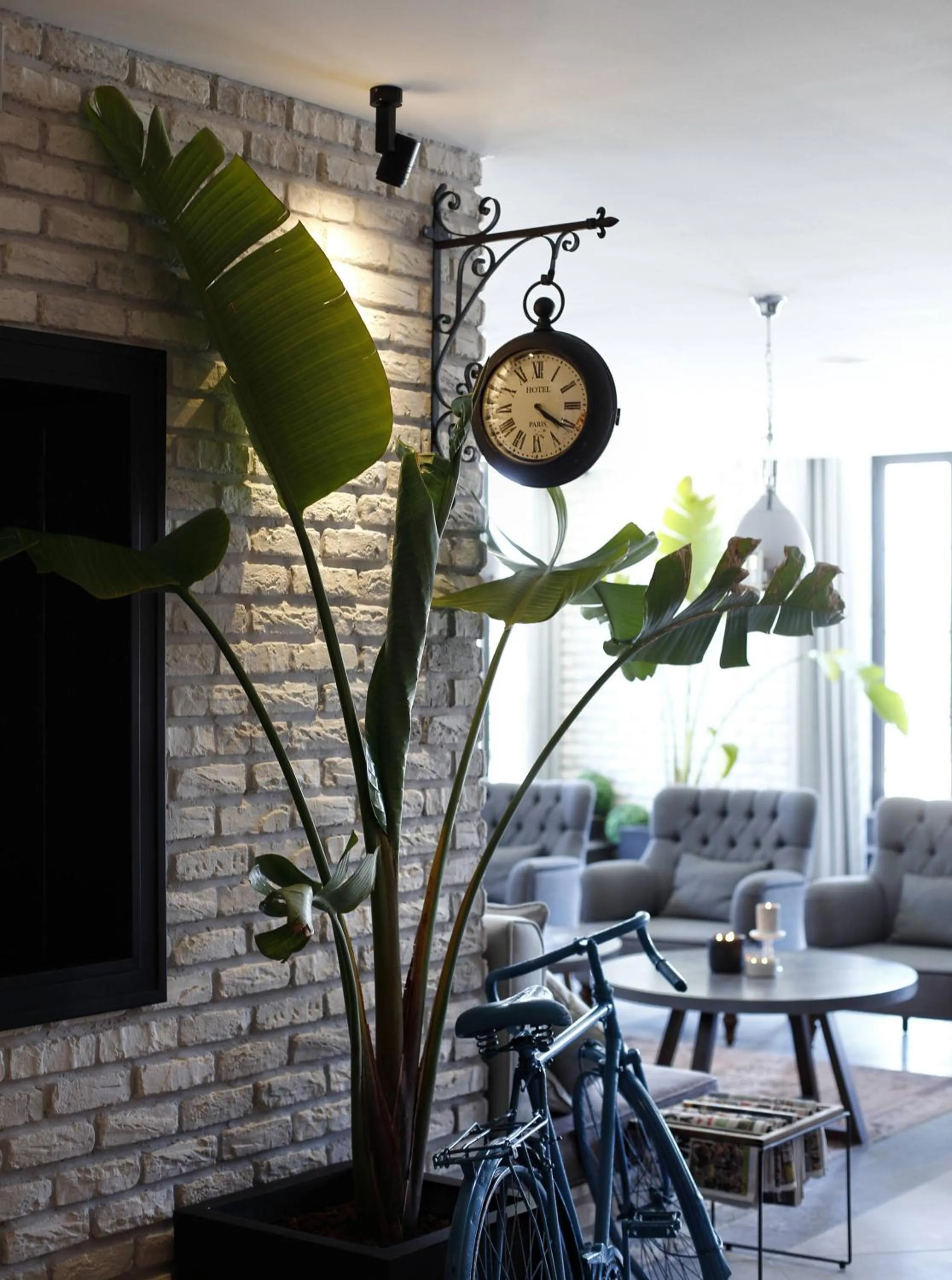 Communal lounge/ TV room in Alacatı Port Ladera Hotel - Adult Only