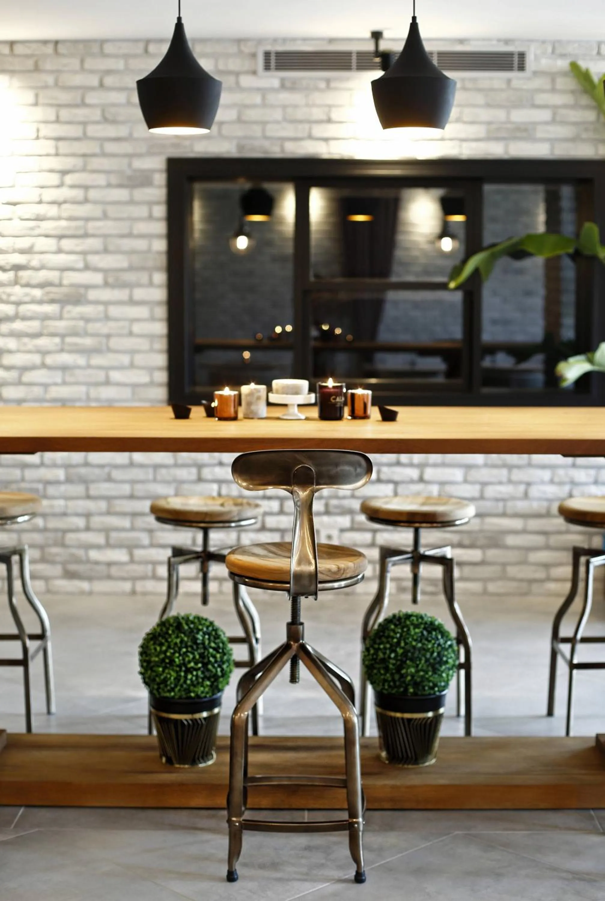 Communal lounge/ TV room in Alacatı Port Ladera Hotel - Adult Only