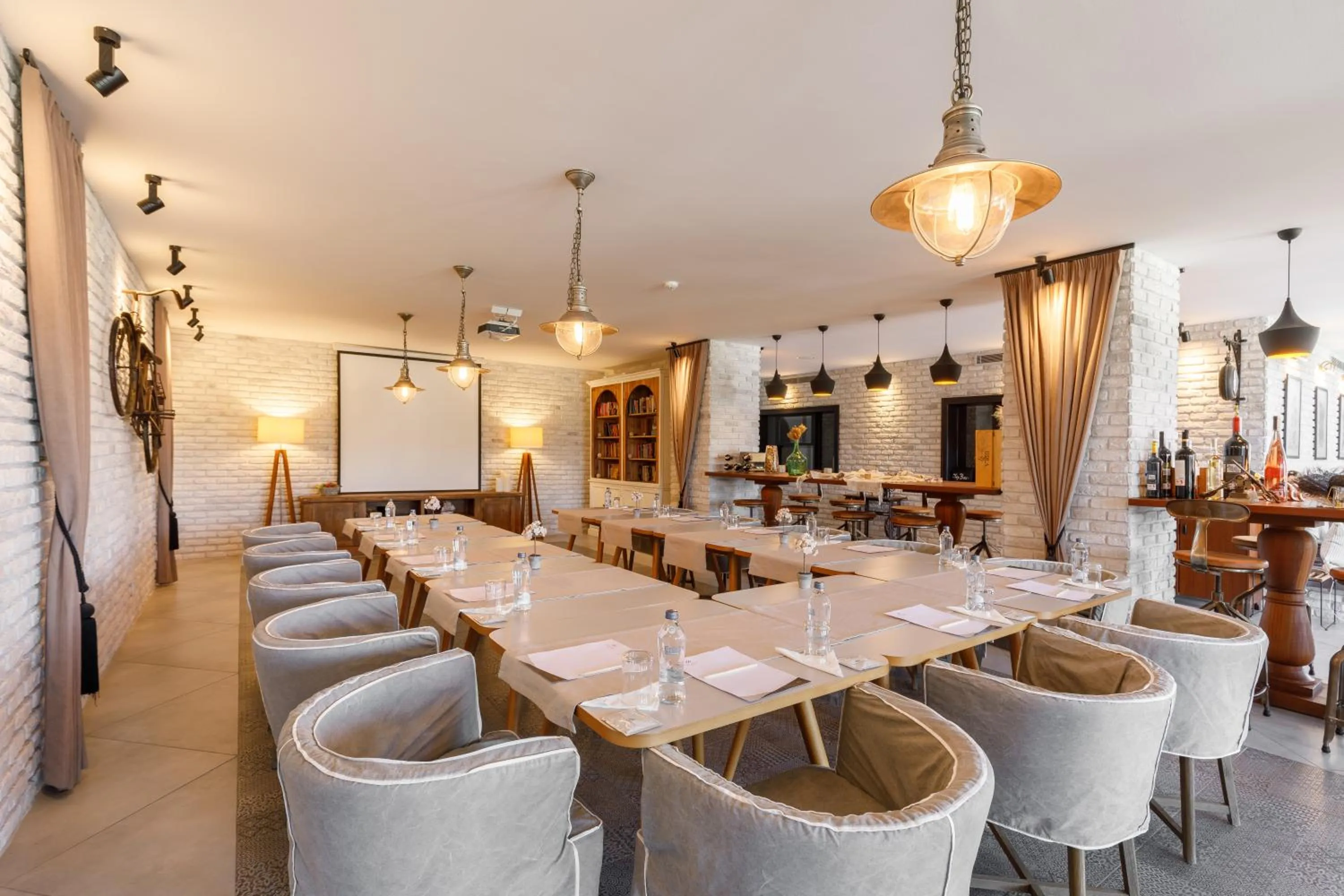 Restaurant/places to eat in Alacatı Port Ladera Hotel - Adult Only