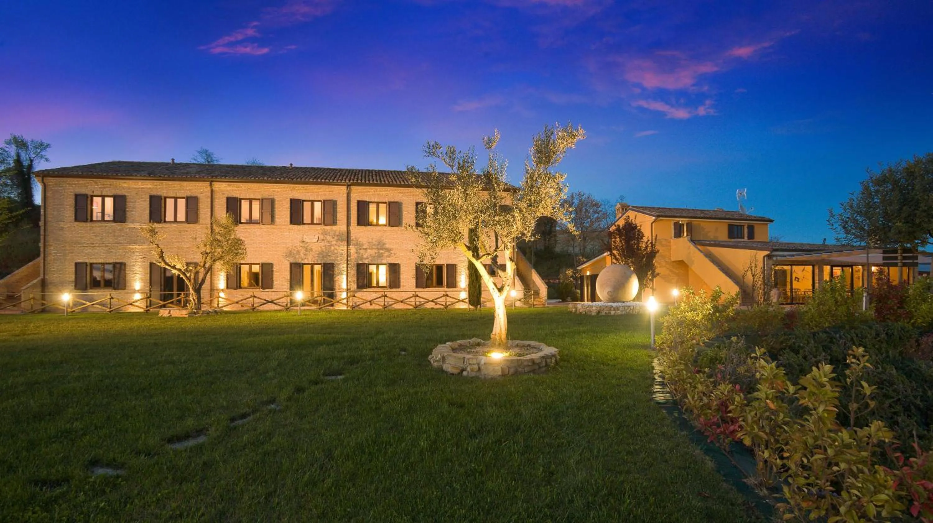 Property building in Villa Gens Camuria