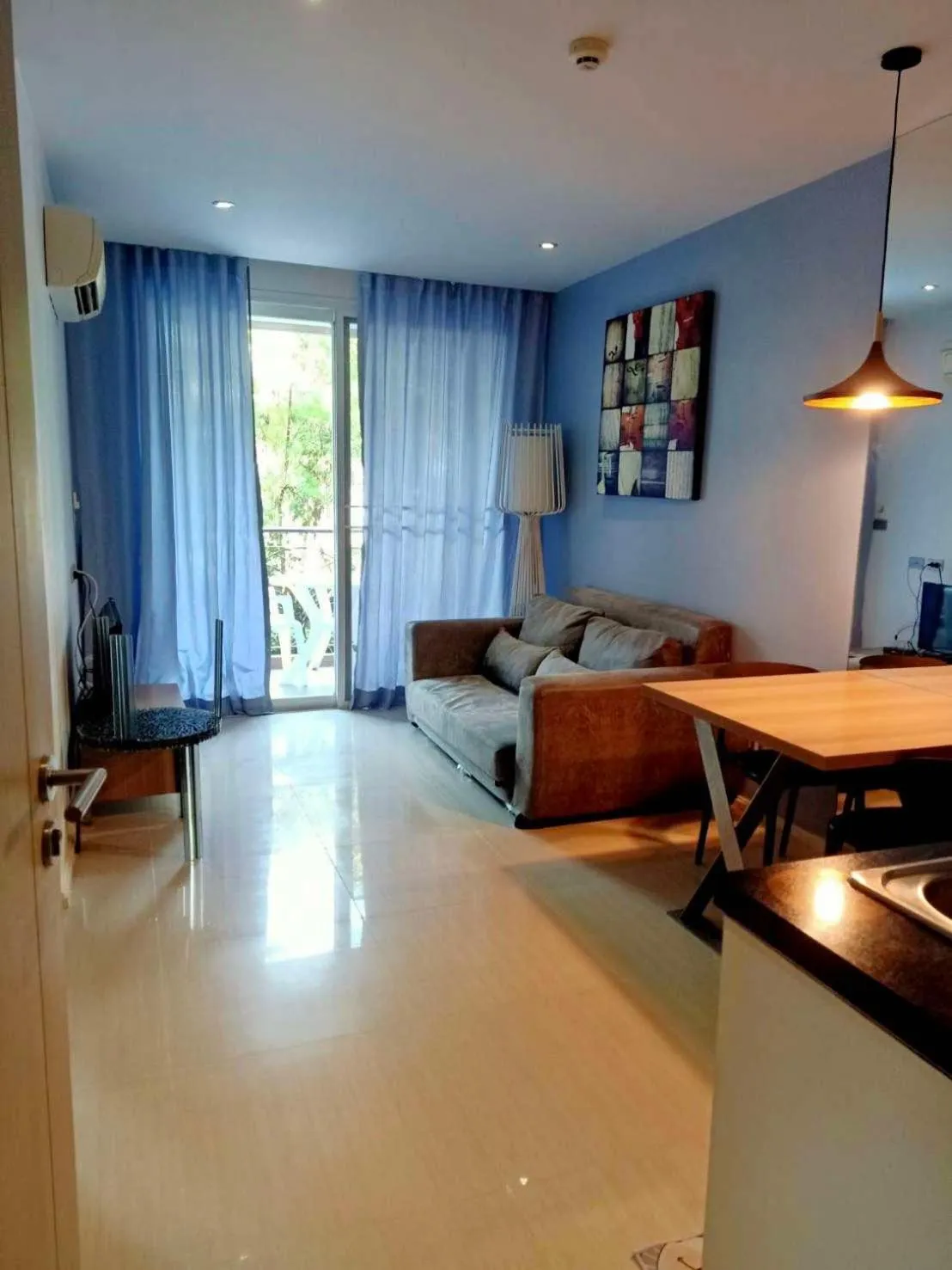 Bed in Atlantic Condo Resort Pattaya by Panisara