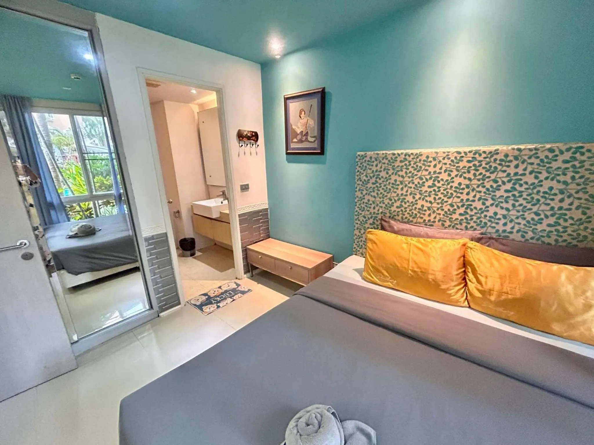 Bed in Atlantic Condo Resort Pattaya by Panisara