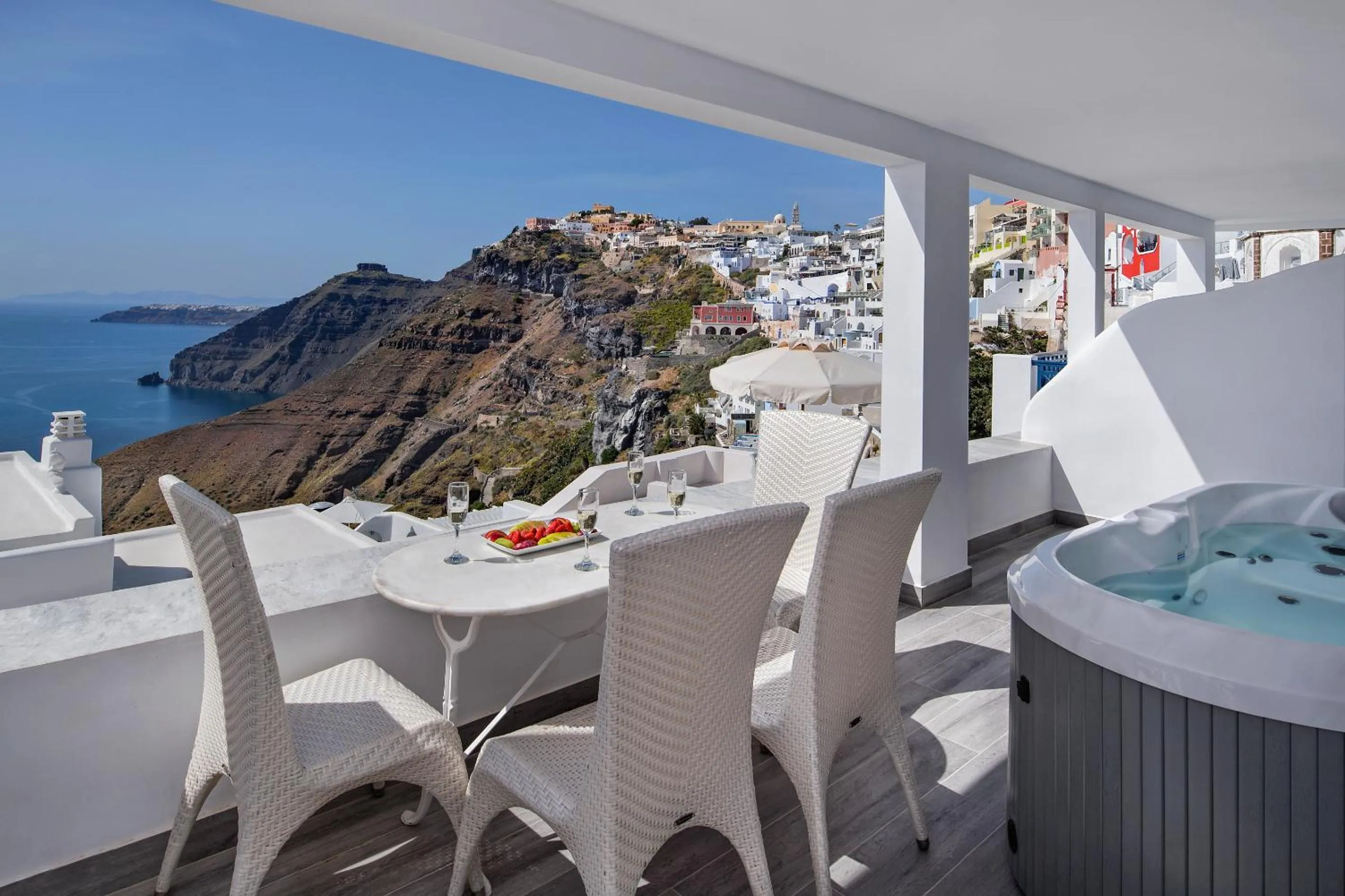 Balcony/Terrace in Hotel Thireas
