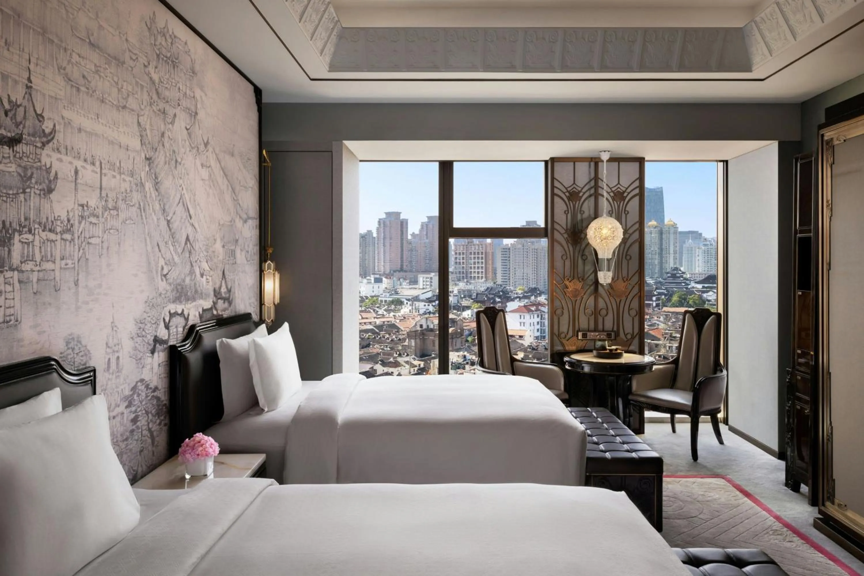 Photo of the whole room, Bed in The St. Regis on the Bund, Shanghai