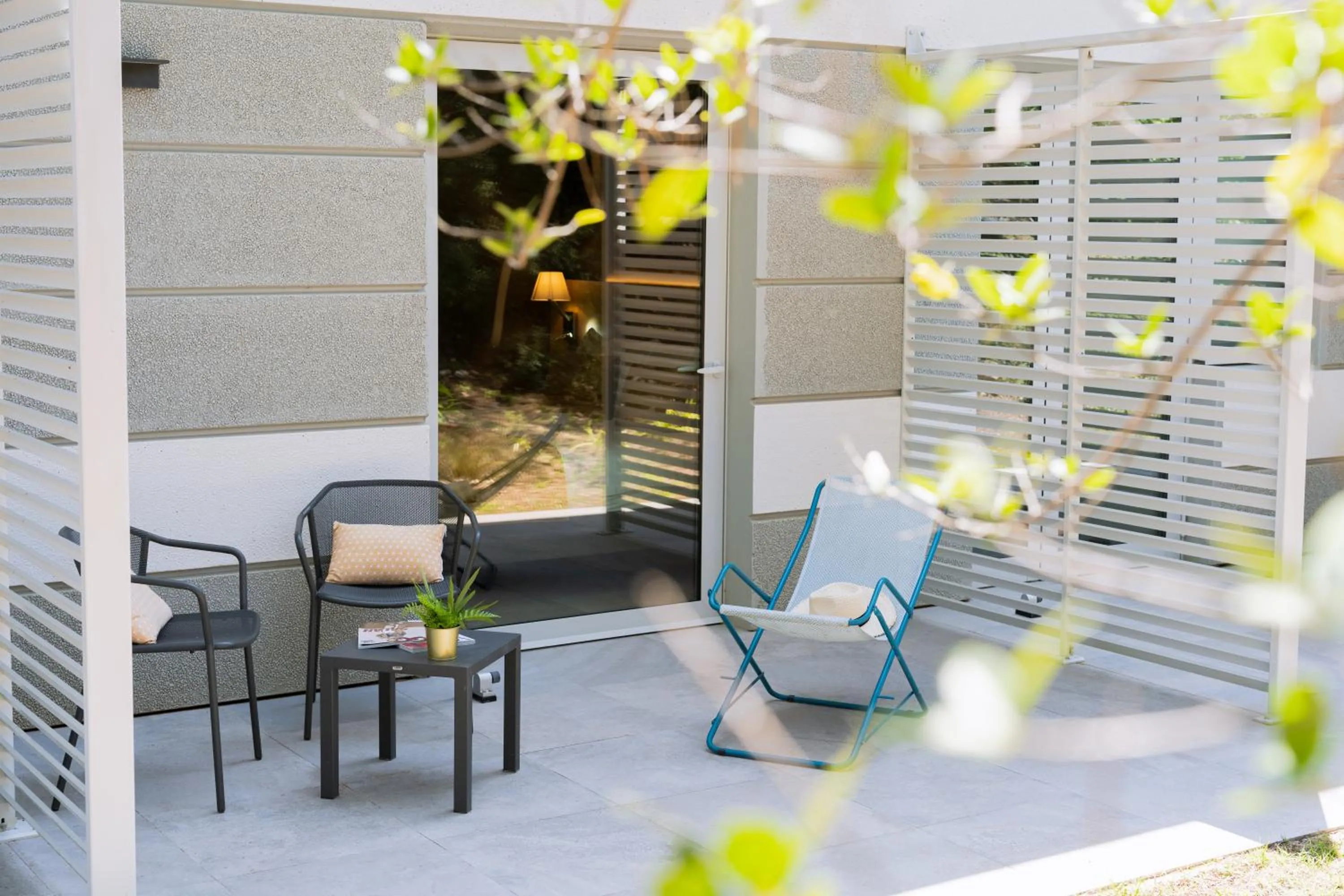 Patio in Golden Tulip Sophia Antipolis - Hotel & Spa
