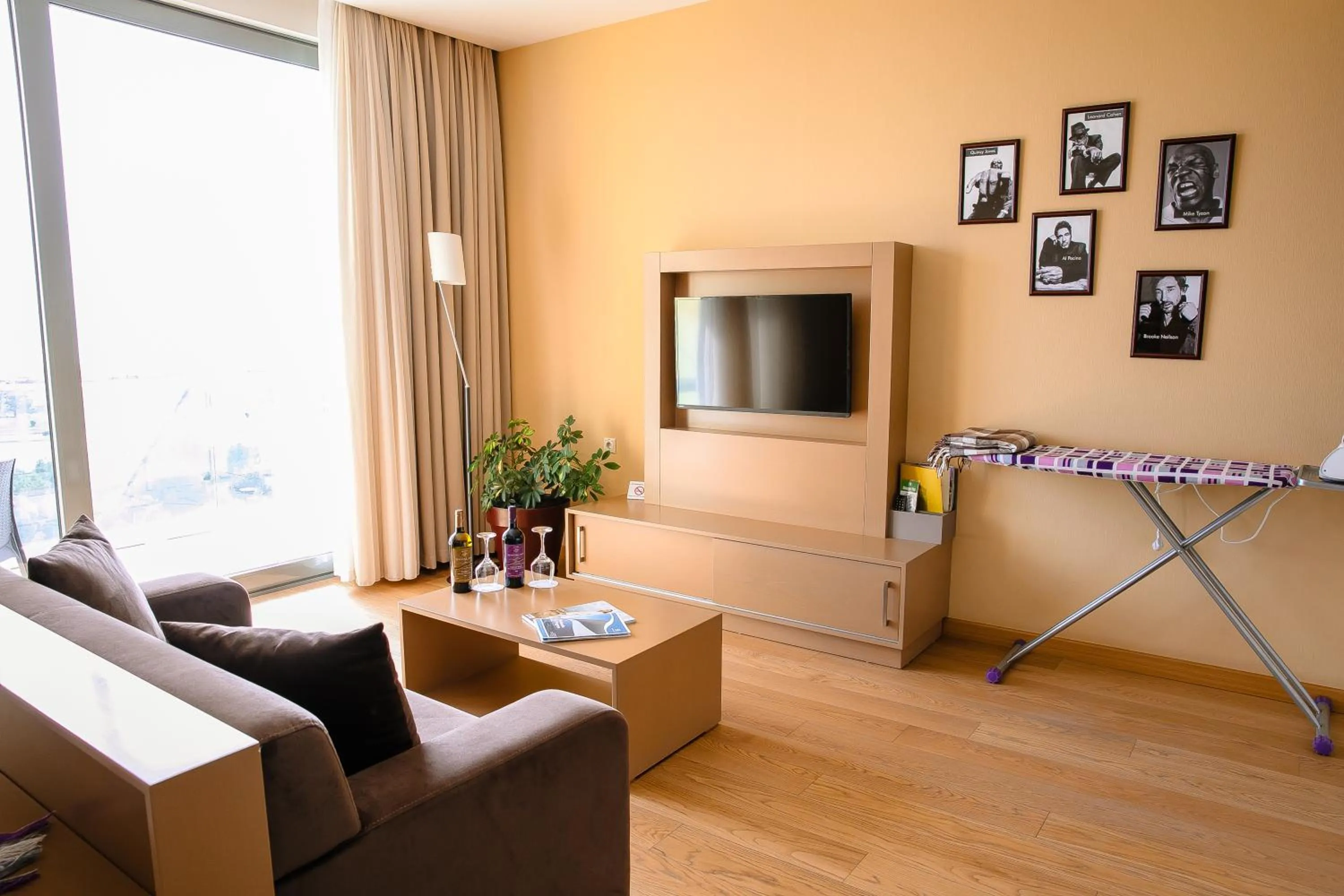 TV and multimedia in HomeBridge Hotel Apartments