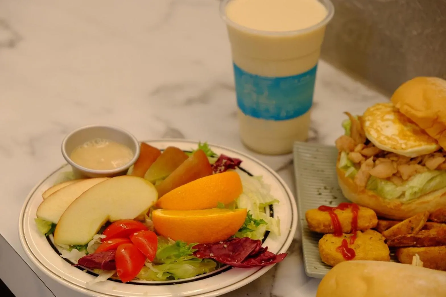 Breakfast in Happy Inn