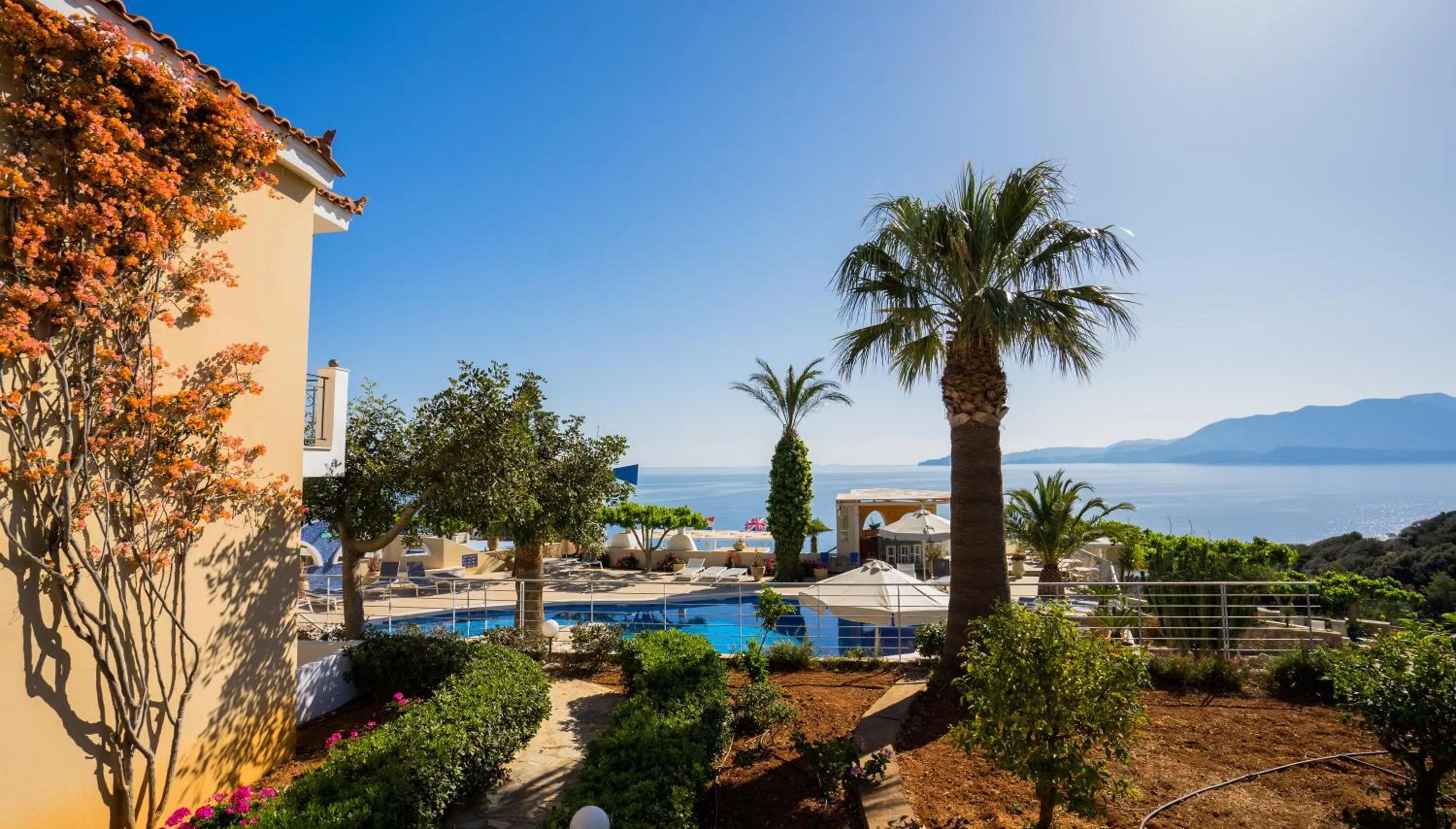 Garden in Panorama Villas - Adults Only