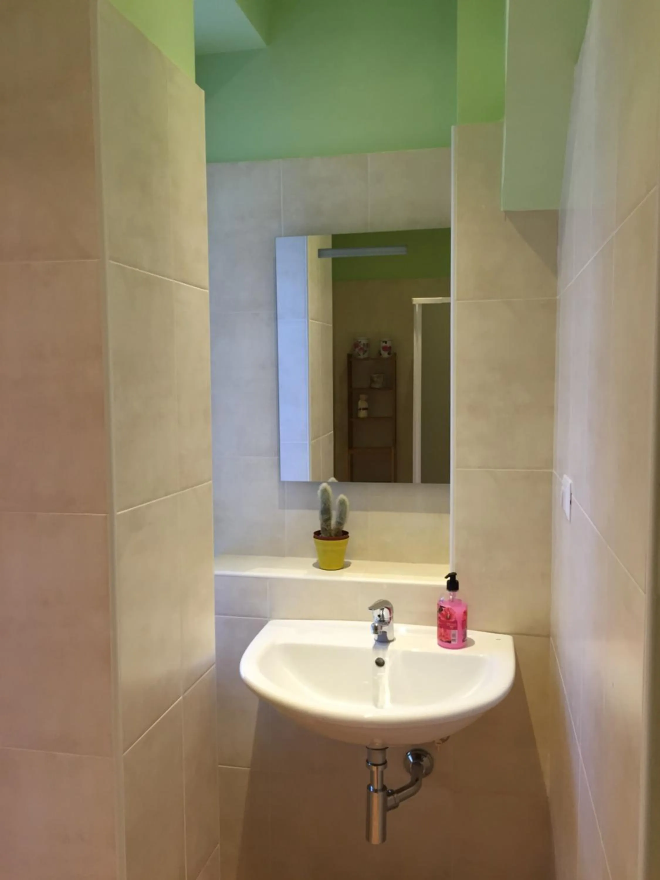 Bathroom in B&B Sorgente 23