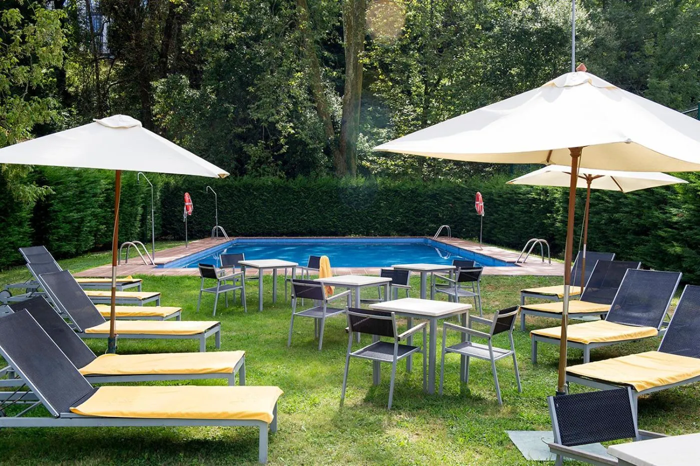 Swimming pool in Parador de Limpias