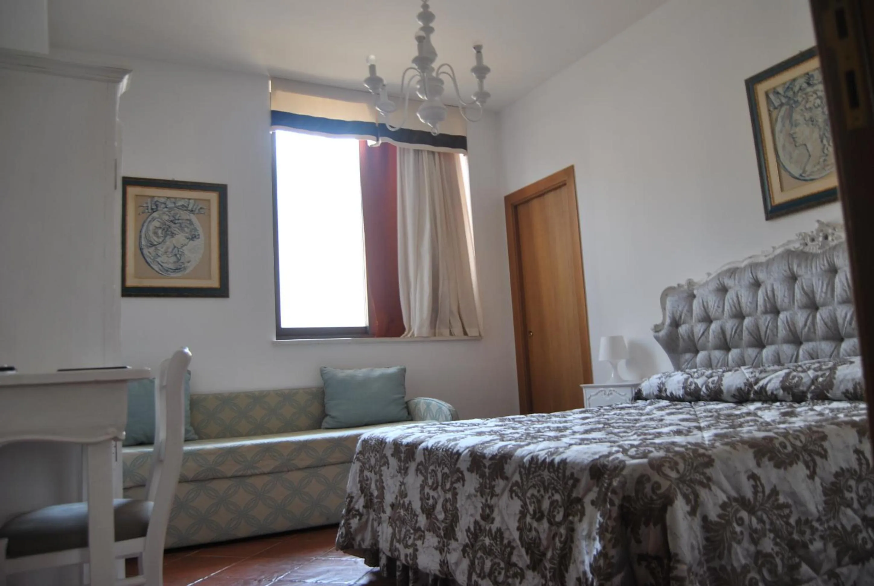 Bed in B&B Villa Pietrachiara