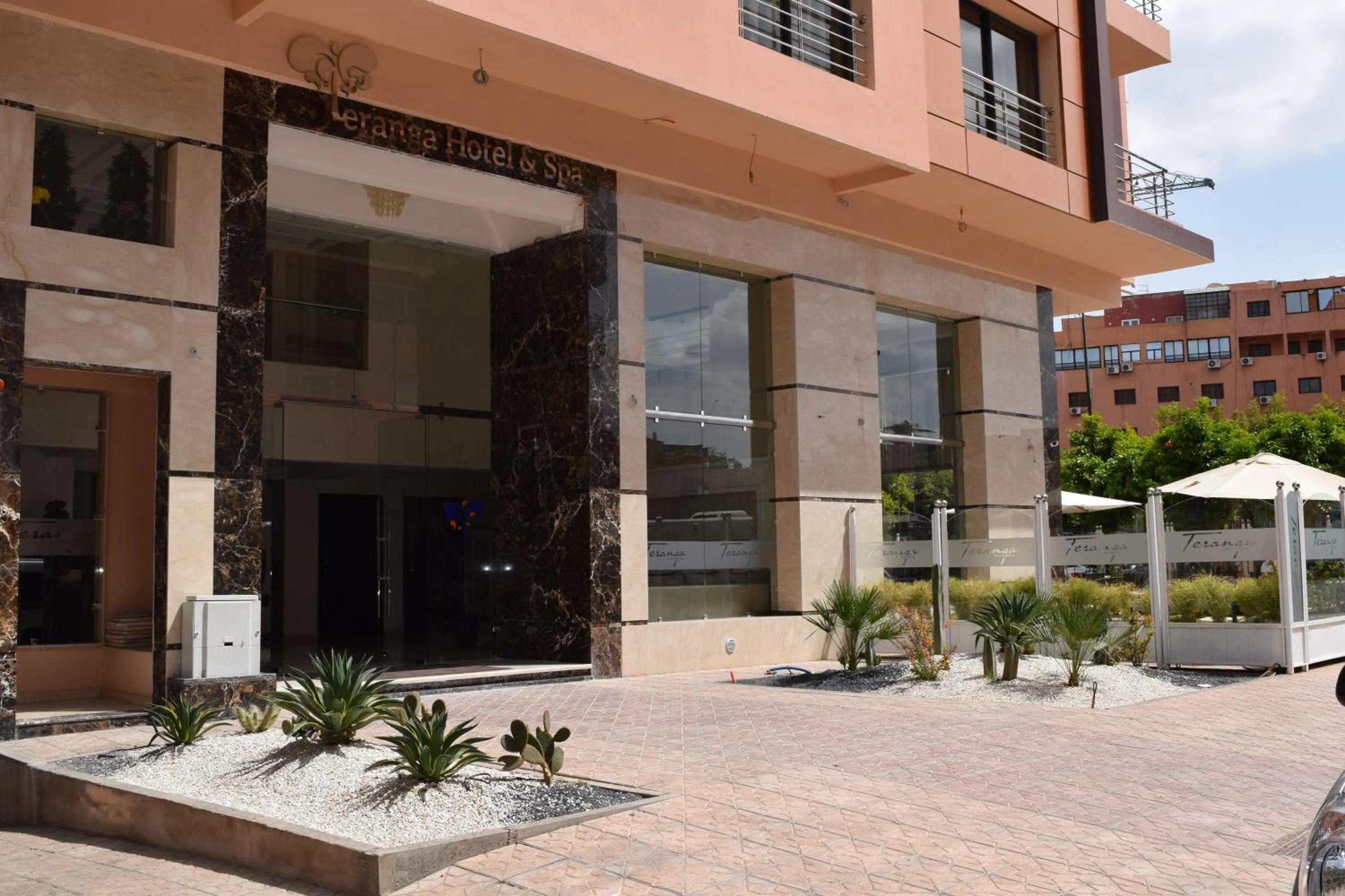 Facade/entrance in Hôtel Teranga & Spa