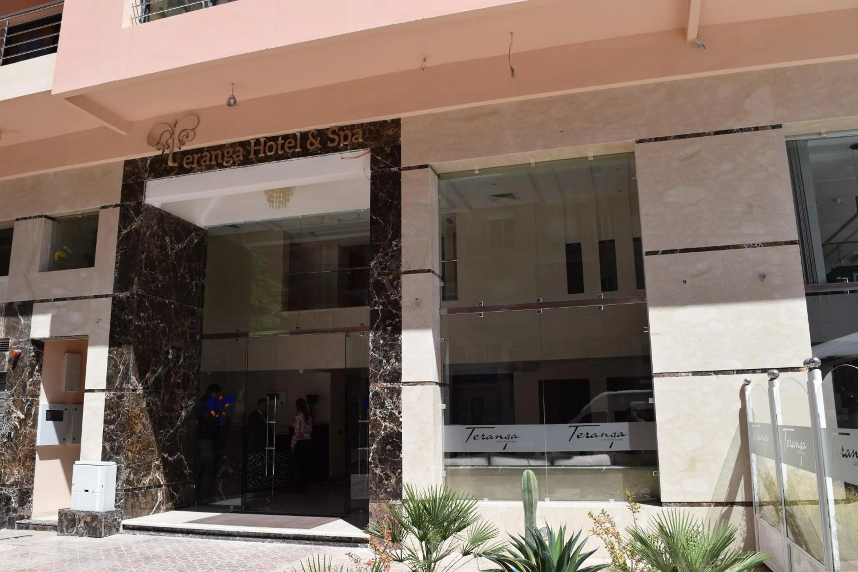 Facade/entrance in Hôtel Teranga & Spa