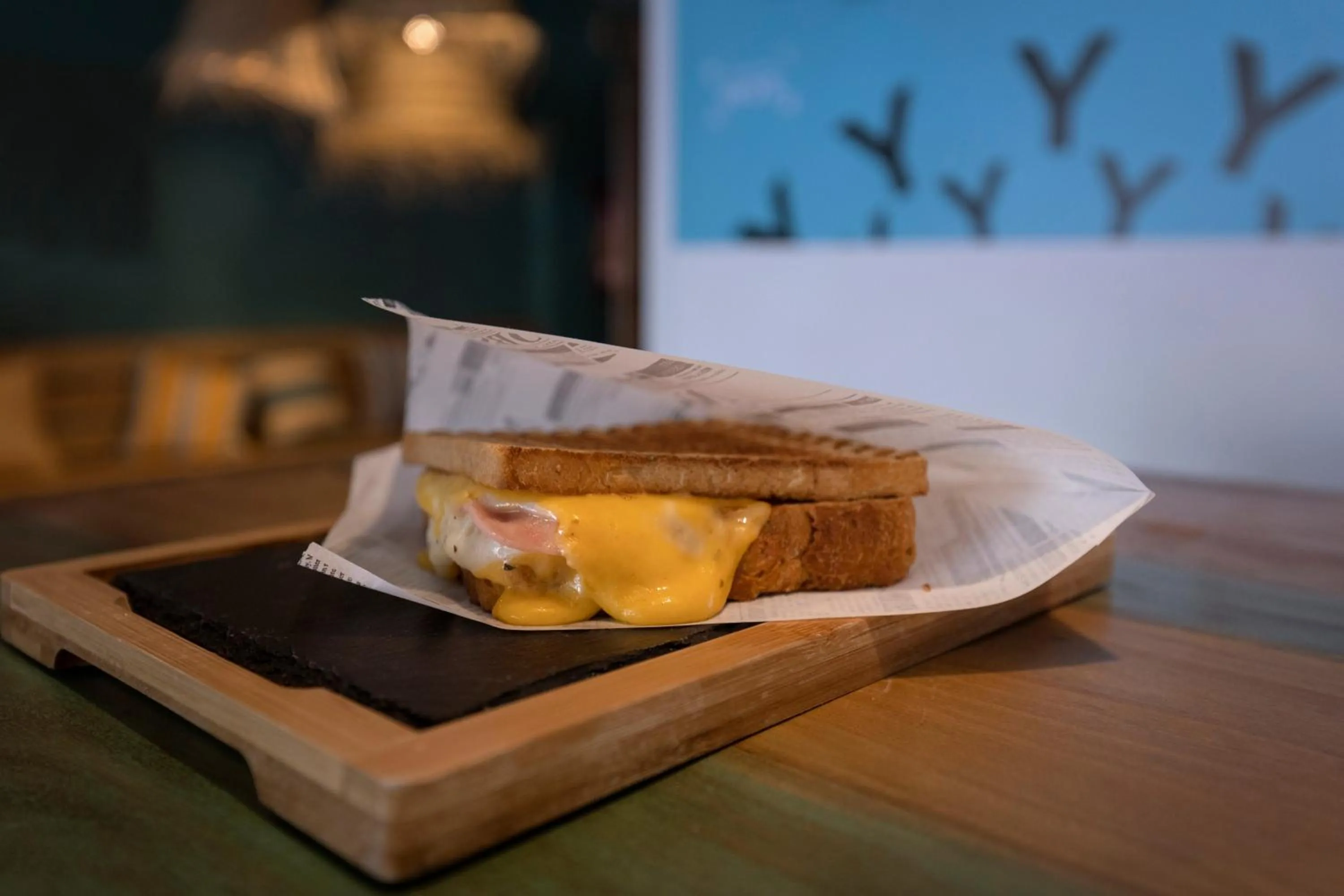 Food and drinks in Yomo Hostal BCN Port