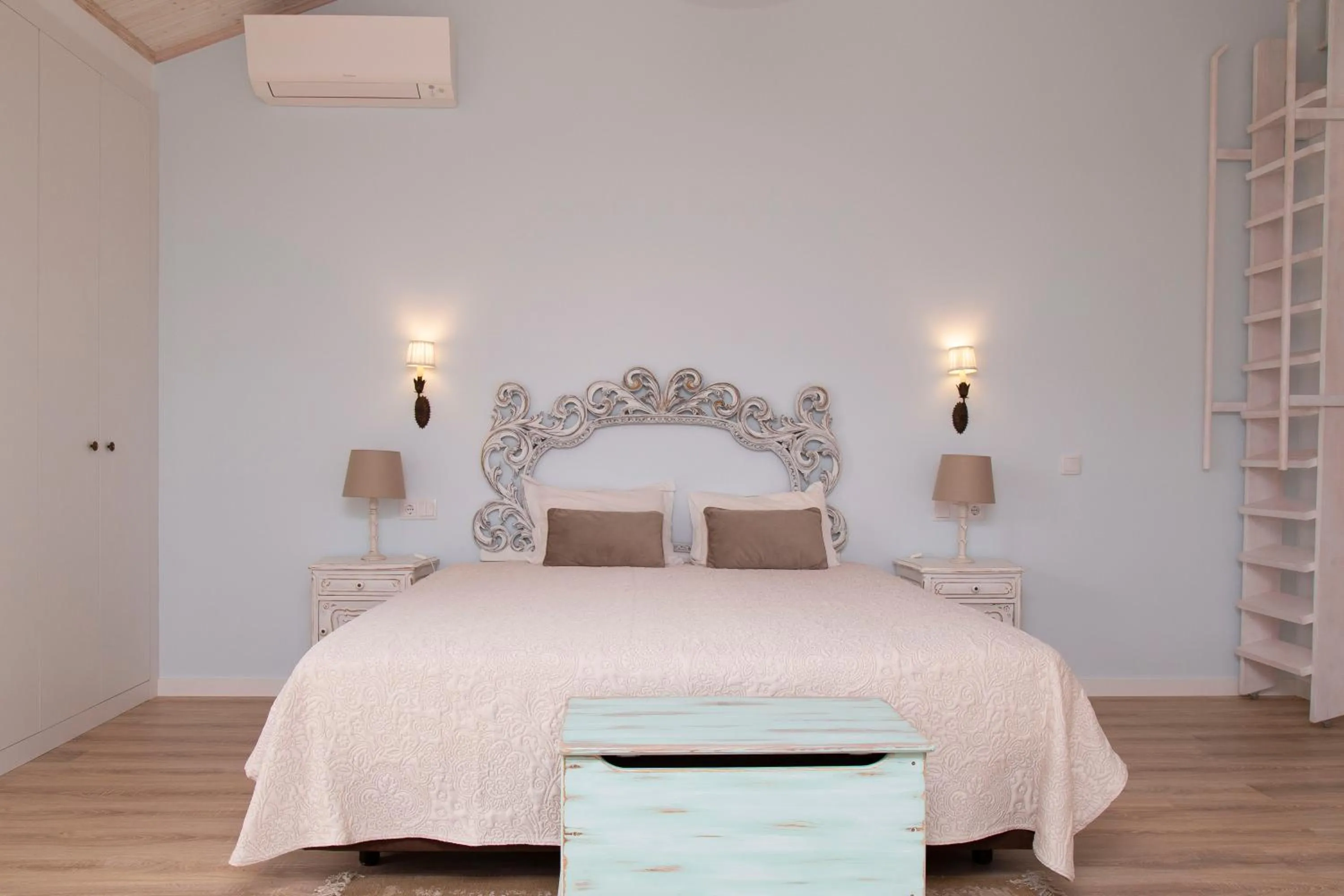 Bed in Aires da Serra Hotel