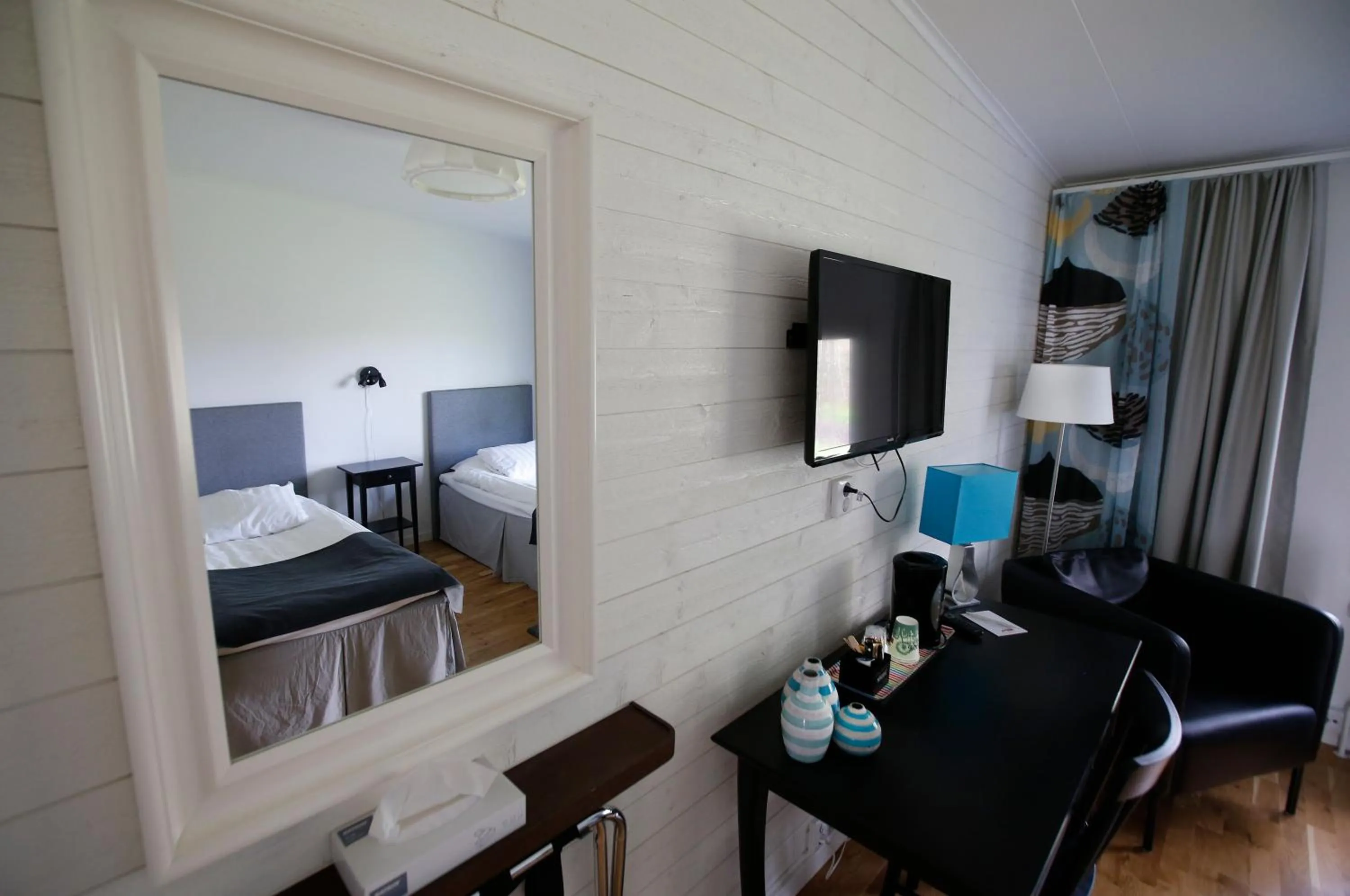 Photo of the whole room, Bed in Sjögestad Motell